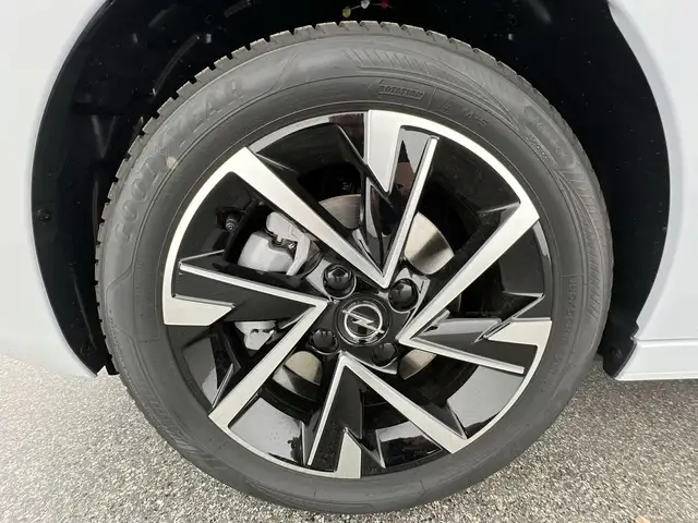 Opel Corsa view 10