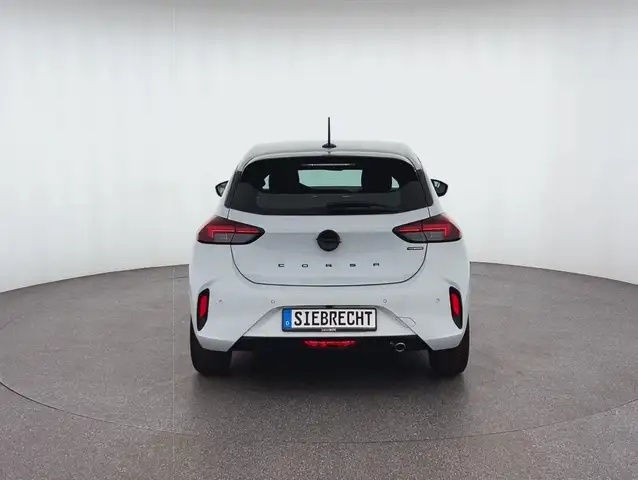 Opel Corsa view 4