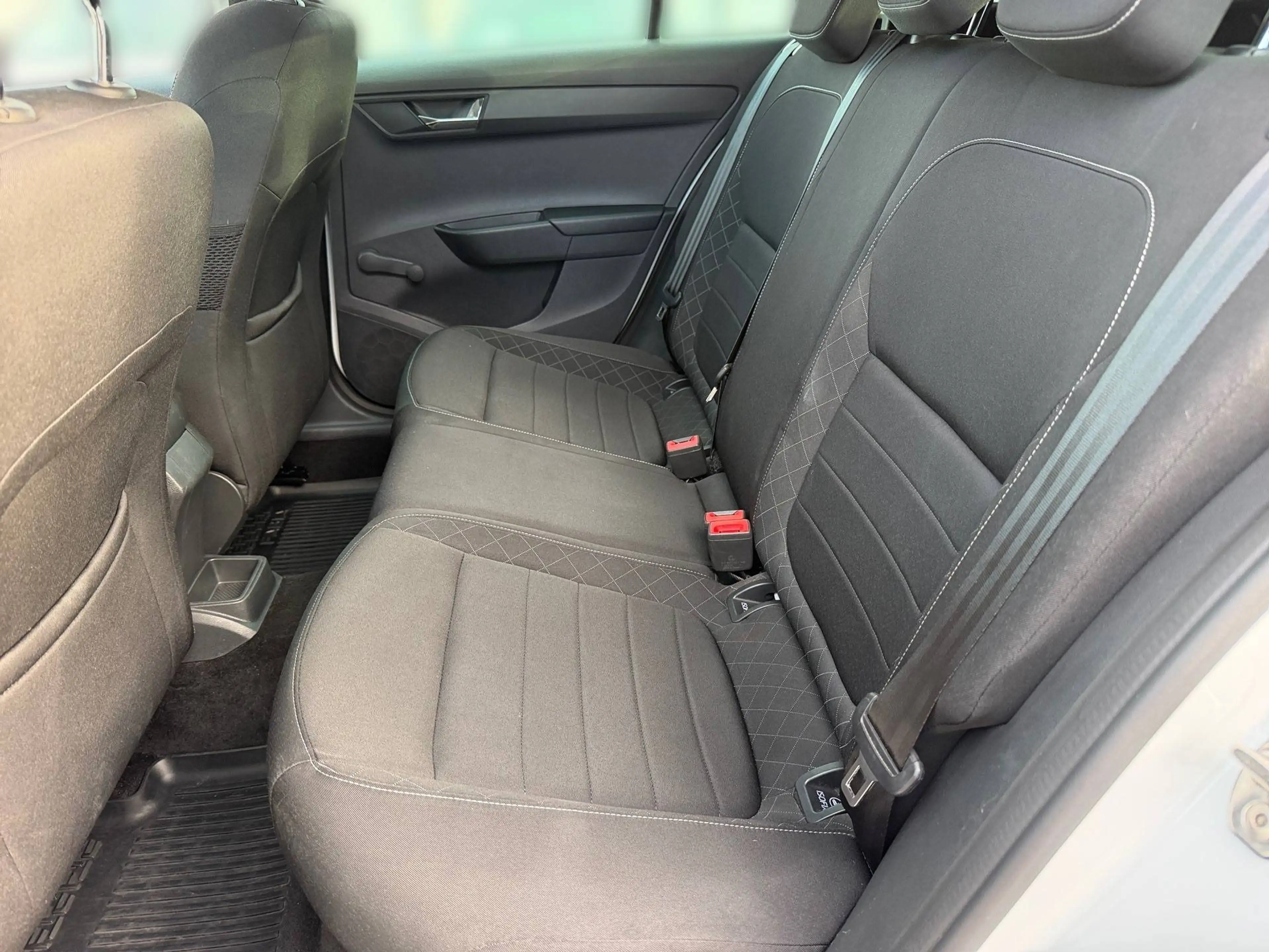 Skoda Fabia Style — photo 11