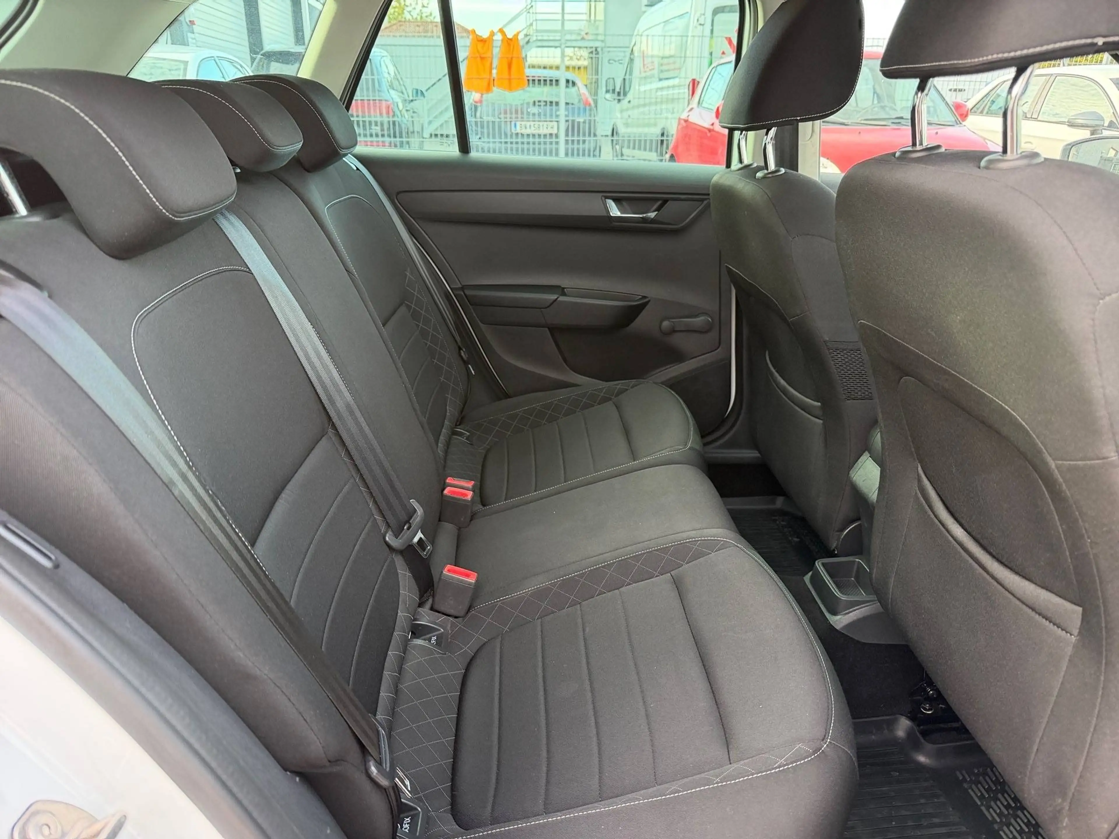 Skoda Fabia Style — photo 13