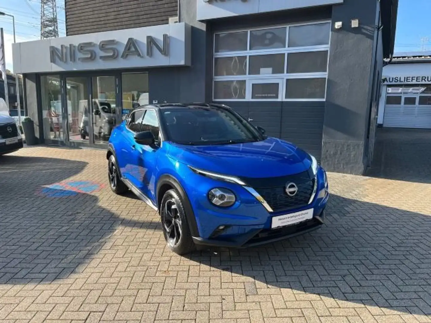 Nissan Juke 1.6 Hybrid Tekna Navi BOSE AVM-Kamera SH BF Blau - 2