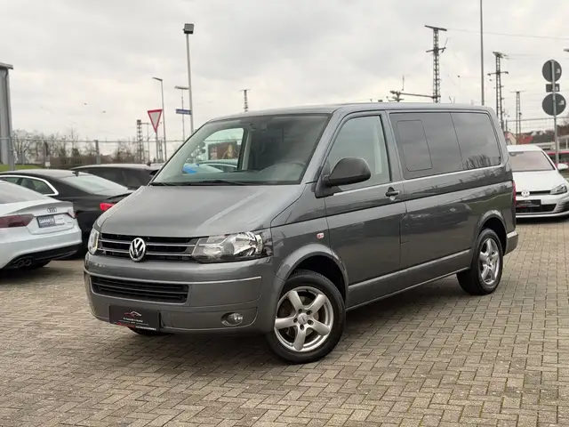 Volkswagen T5 Multivan T5 2.0 TDI Multivan*KLIMA*PDC*Shzg*Standh*1.Hand