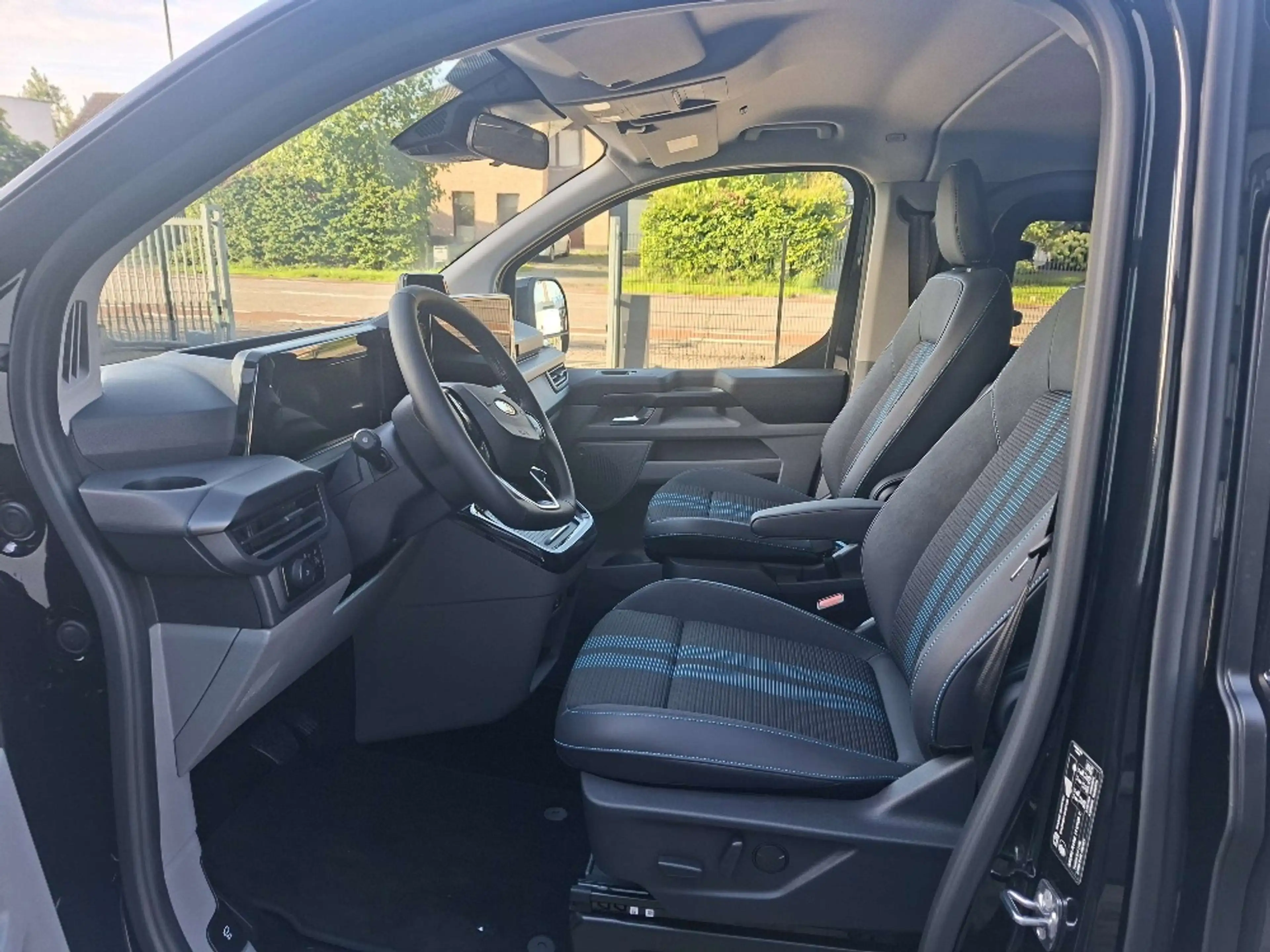 Ford Transit Custom L1 Sport PHEV Multi Use 5pl. 360° camera, adapt cr — photo 8