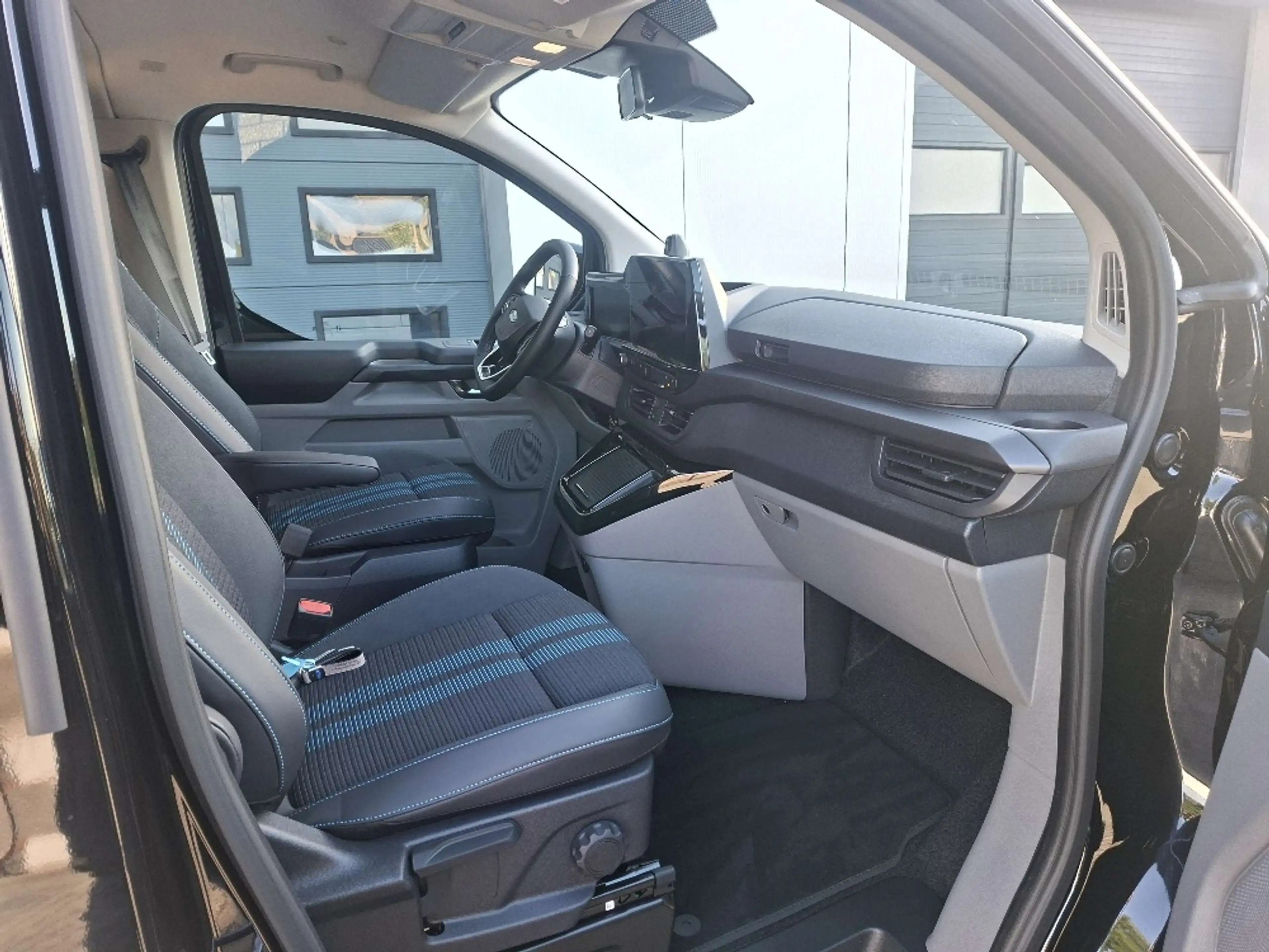 Ford Transit Custom L1 Sport PHEV Multi Use 5pl. 360° camera, adapt cr — photo 7