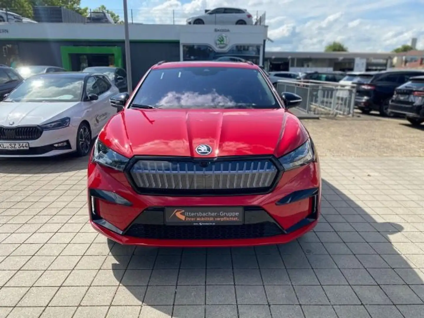 Skoda Enyaq 85x Sportline 82kwH AHK Pano 21"Zoll LM Rot - 2