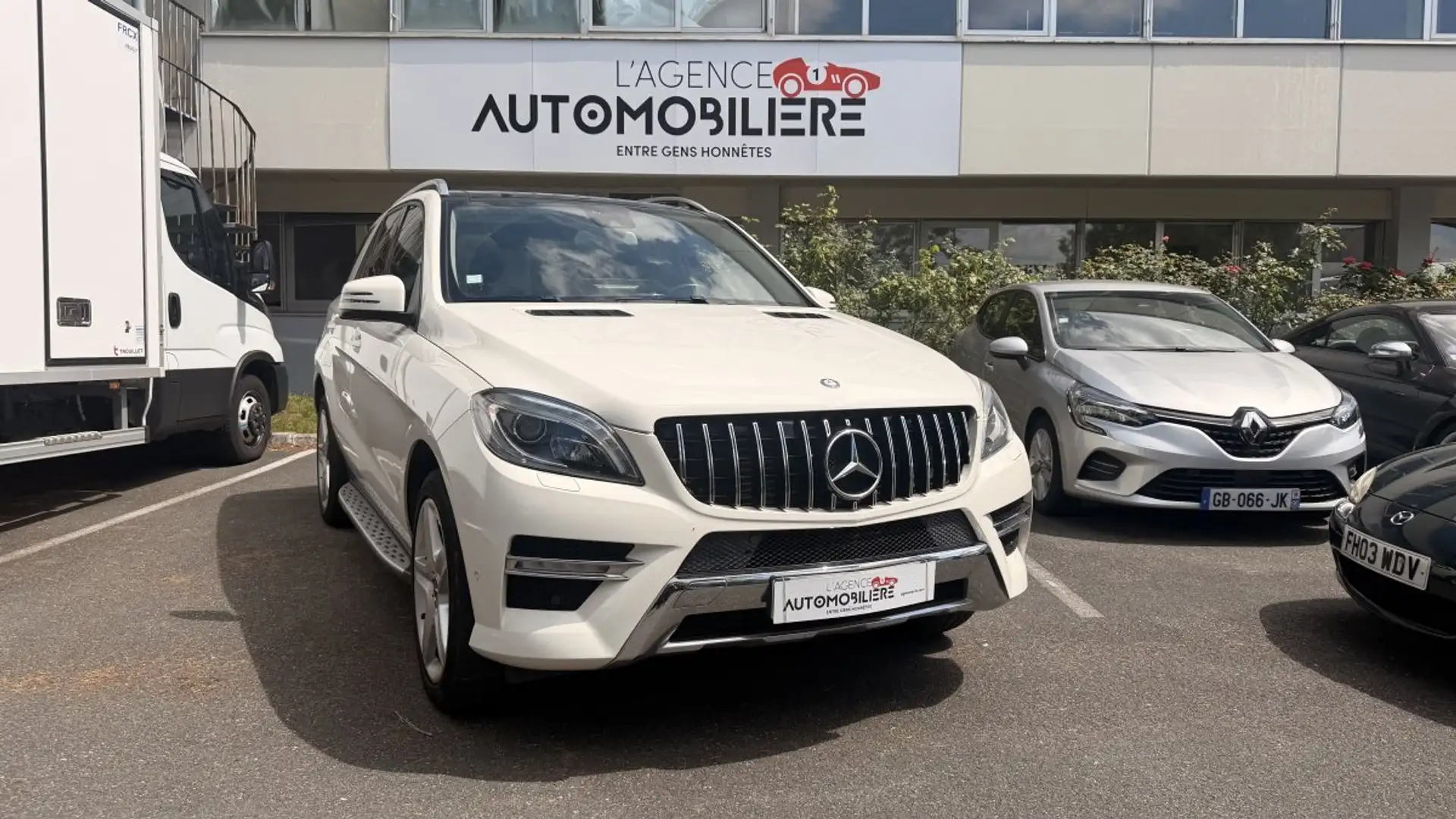 Mercedes-Benz ML 250 250 2.2 CDI 16V DPF BlueEFFICIENCY 4MATIC 7G-TRONIC+ 204 cv Boîte auto Weiß - 2