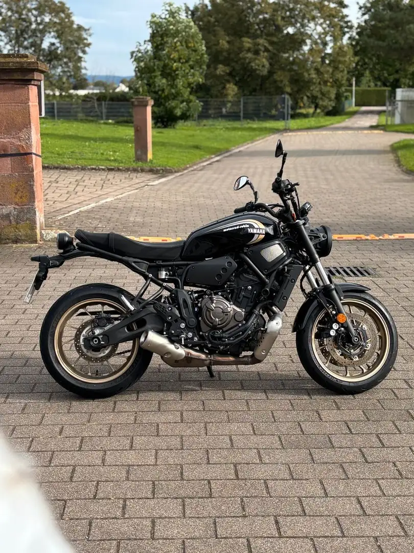 Yamaha XSR 700 - 1