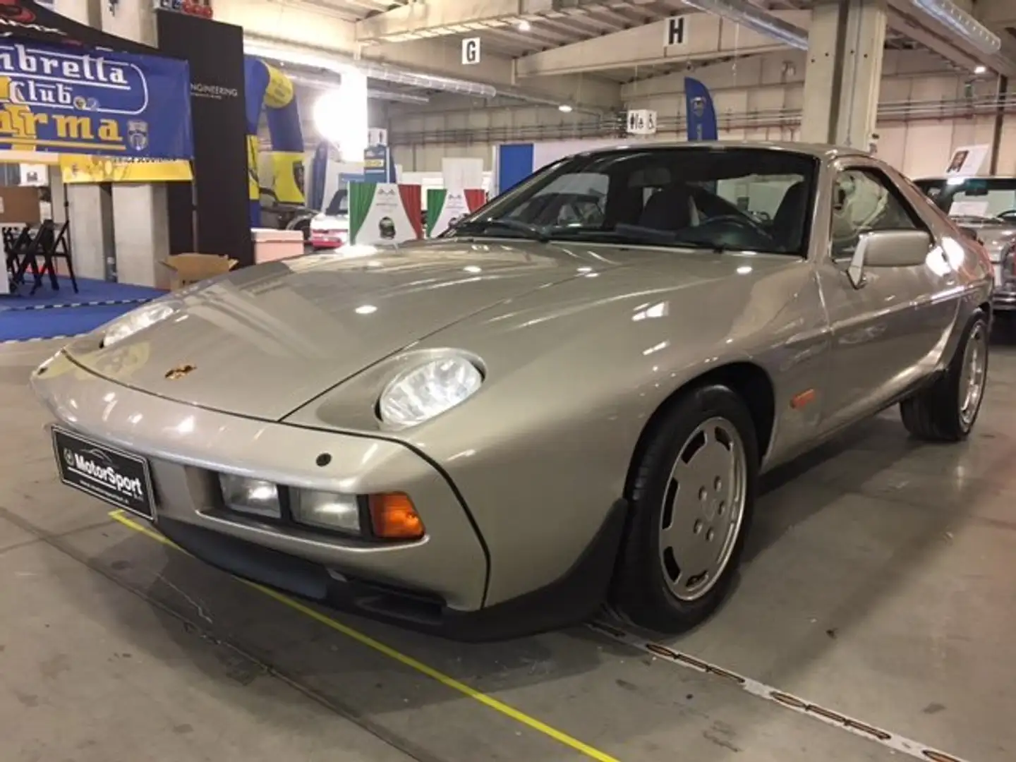 Porsche 928 928 S 4.7 TETTO FULL Silber - 2