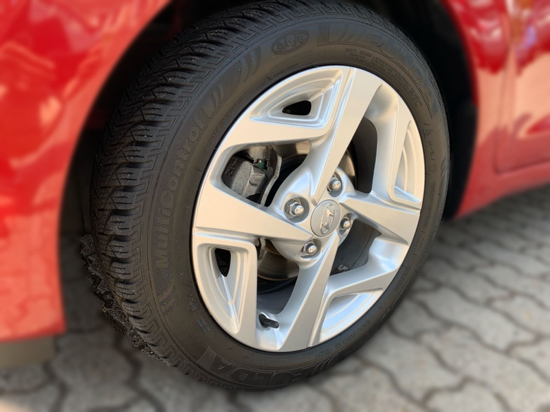 Hyundai i10 1.2 Prime Navi Allwetter 1Hd — photo 9