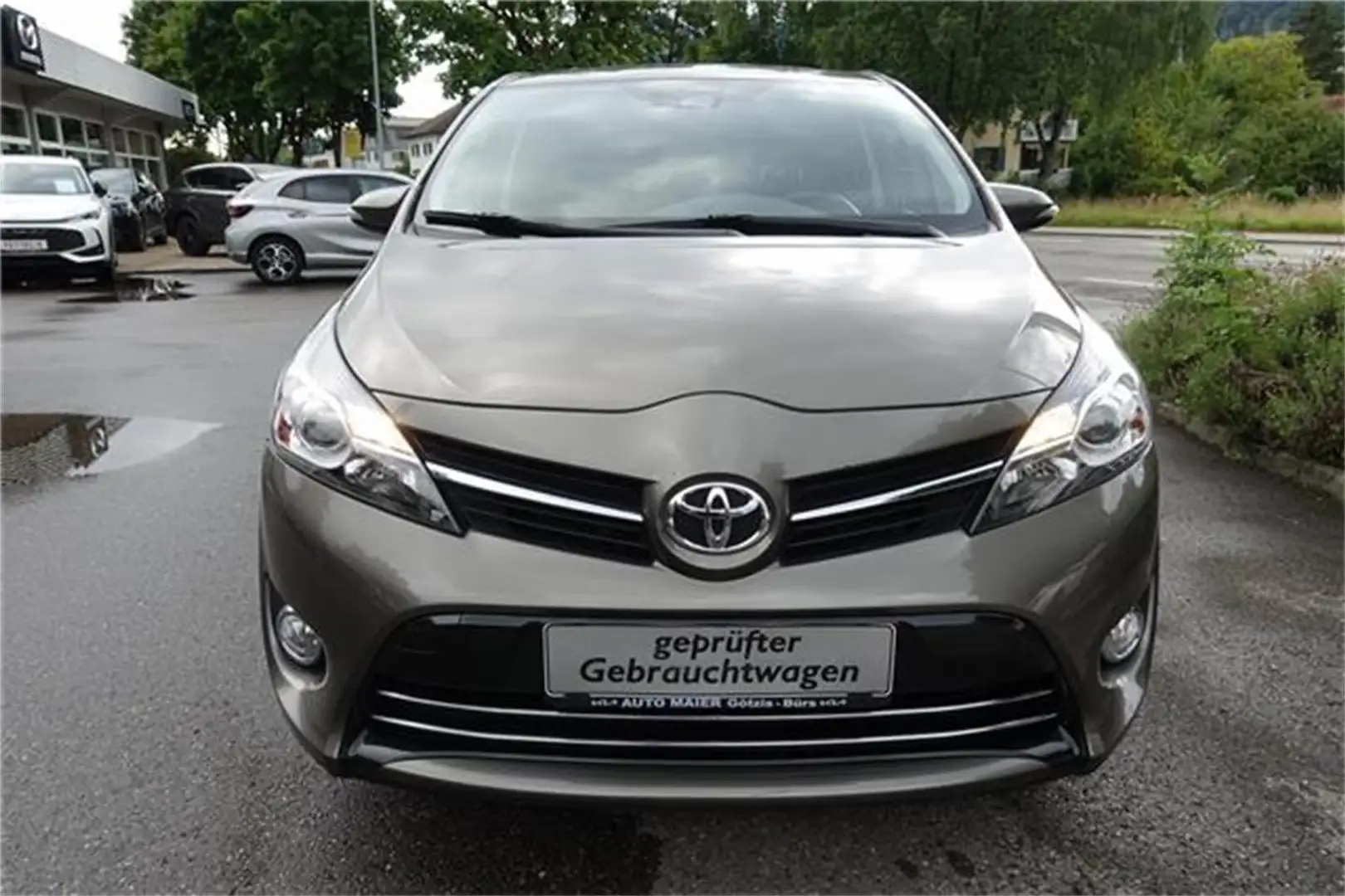 Toyota Verso 1,6 Valvematic Edition 45 Gris - 2