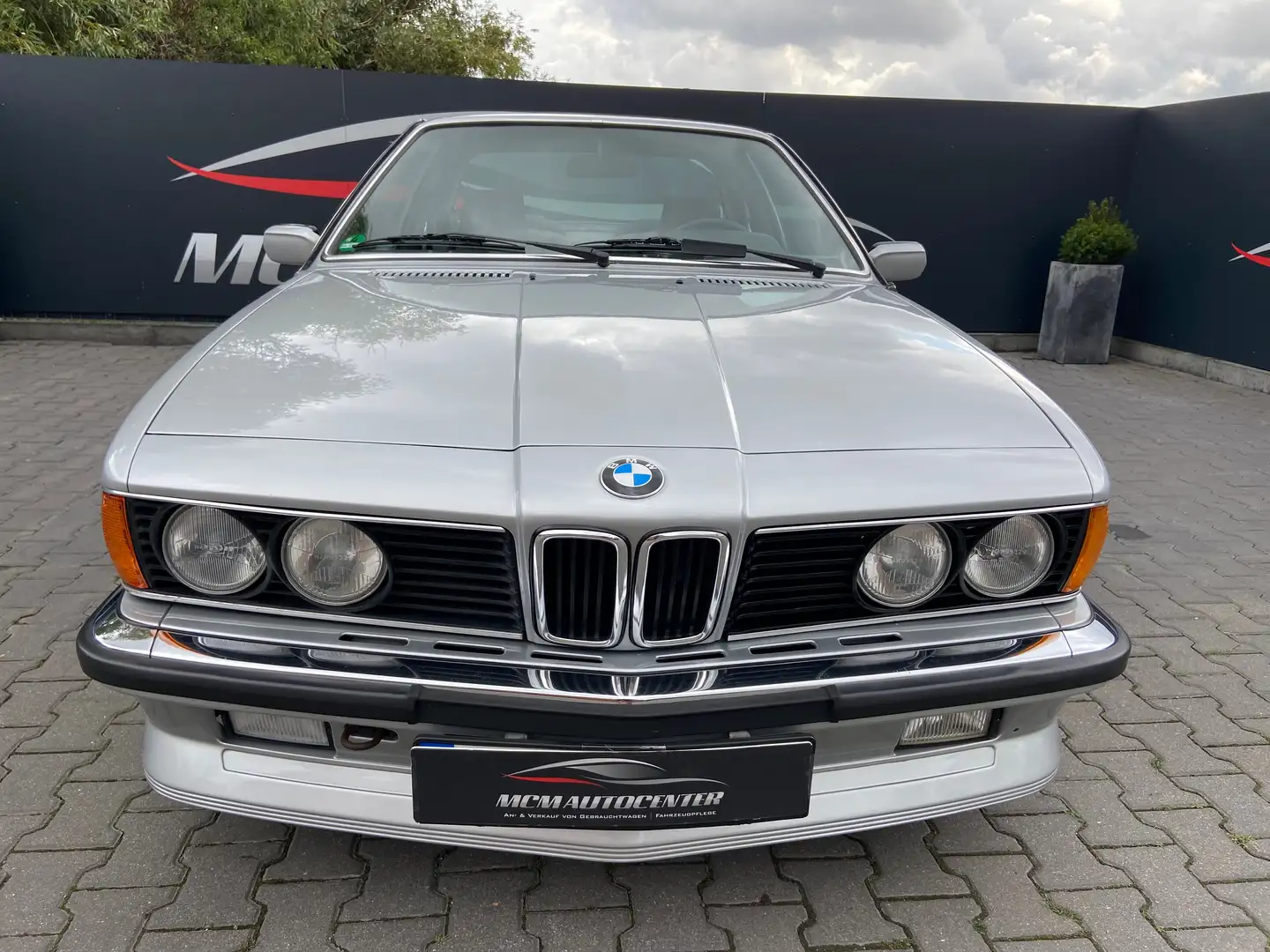 BMW 635 M635 CSi M-Technik Paket Gümüş rengi - 2