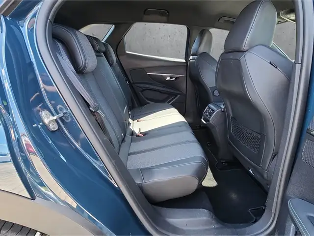 Peugeot 3008 view 14