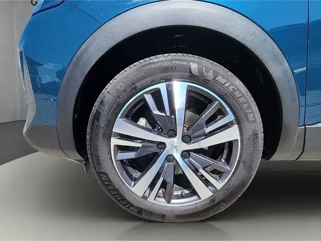 Peugeot 3008 view 11