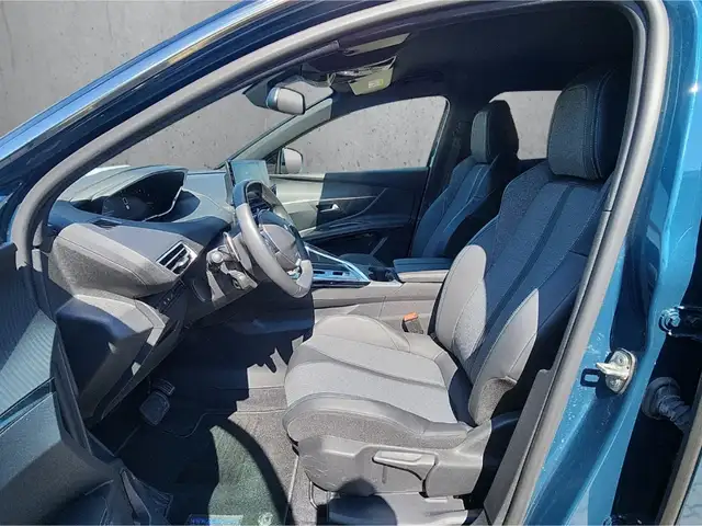 Peugeot 3008 view 9