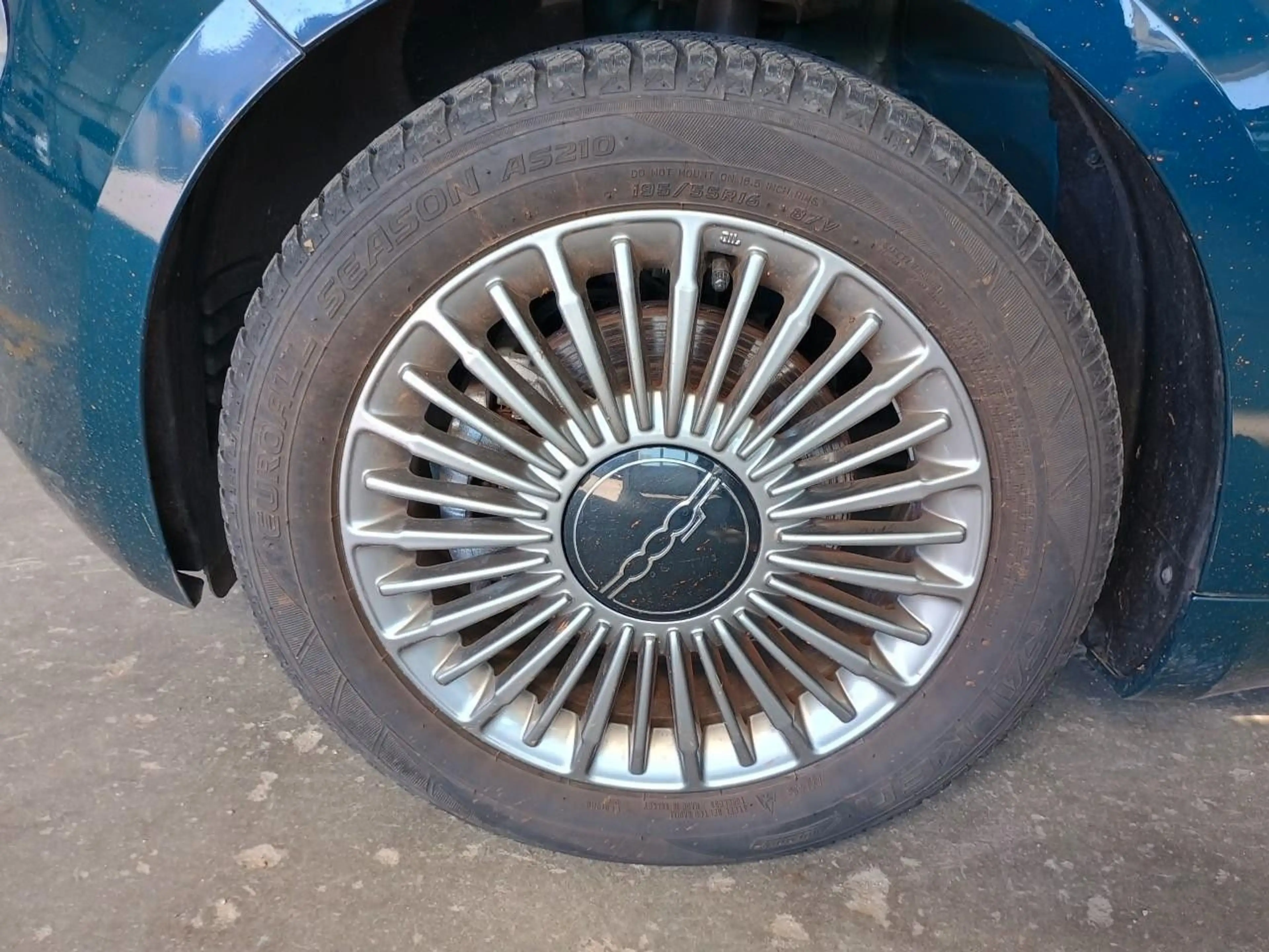 Fiat 500e 500 e Basis — photo 7