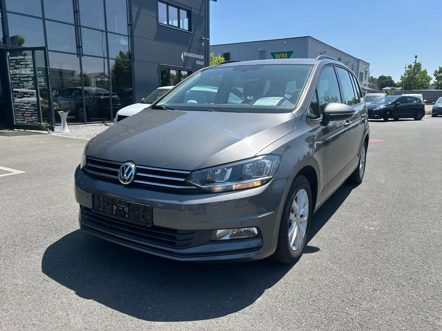 Volkswagen Touran Comfortline / 7 Sitzer Gris - 1