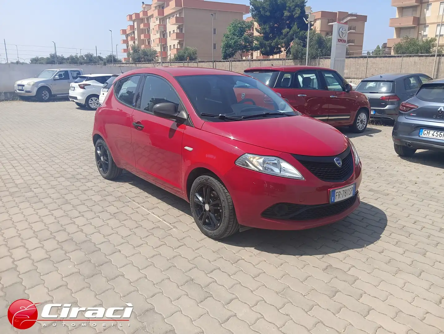 Lancia Ypsilon 1.2 69 CV 5 porte GPL Ecochic Elefantino Blu Rosso - 2