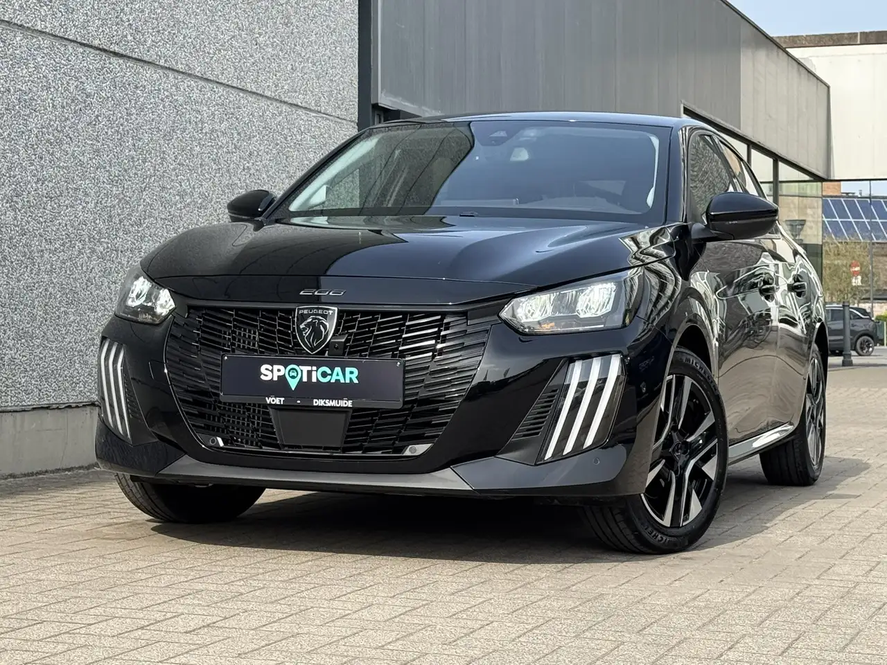 Peugeot 208 1.2T 100PK ALLURE NAVI/CAMERA/PARKPILOT