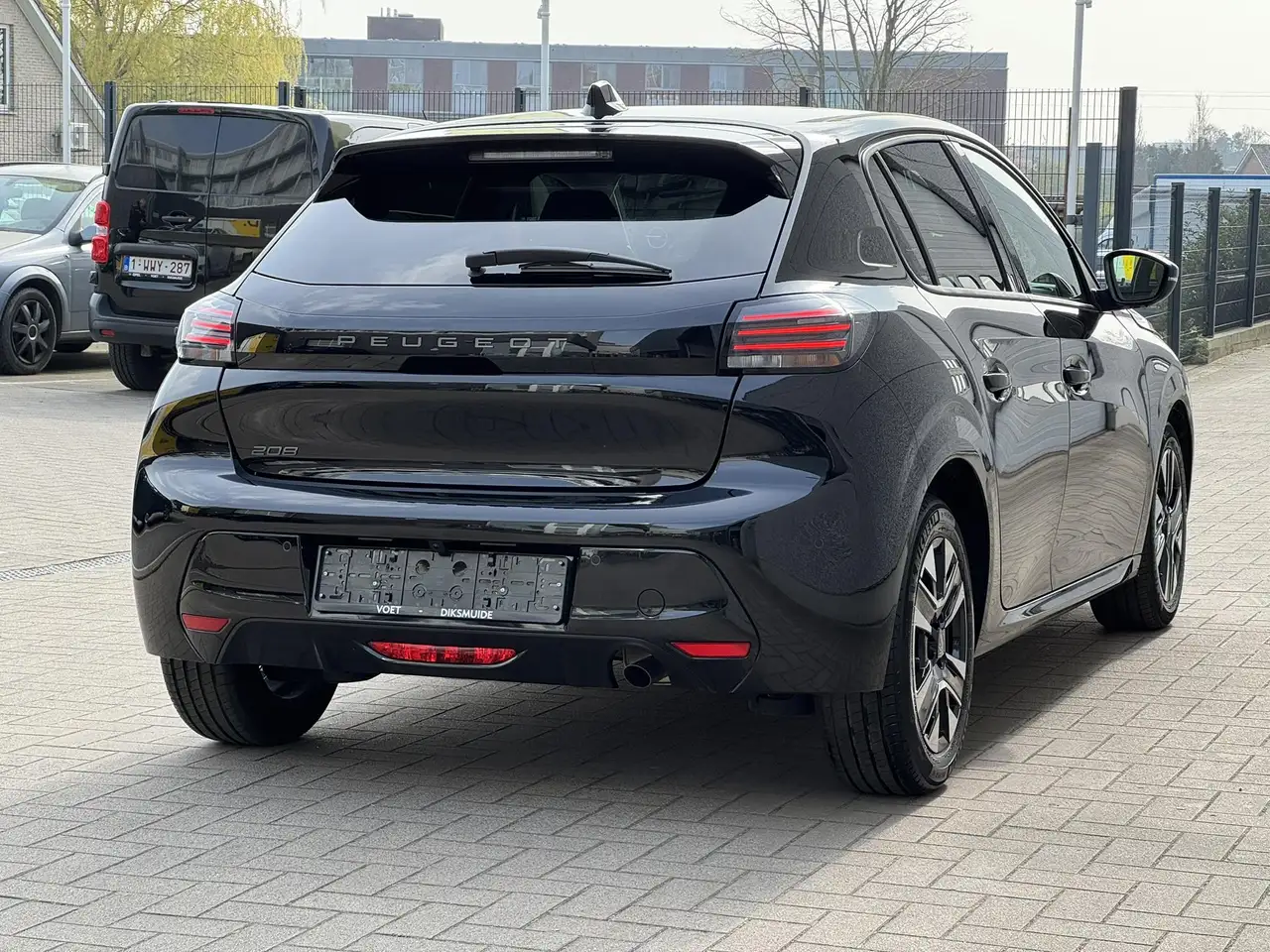 Peugeot 208 1.2T 100PK ALLURE NAVI/CAMERA/PARKPILOT 6