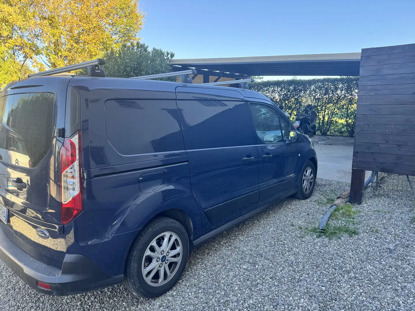 Ford Transit Connect autocarro - 1