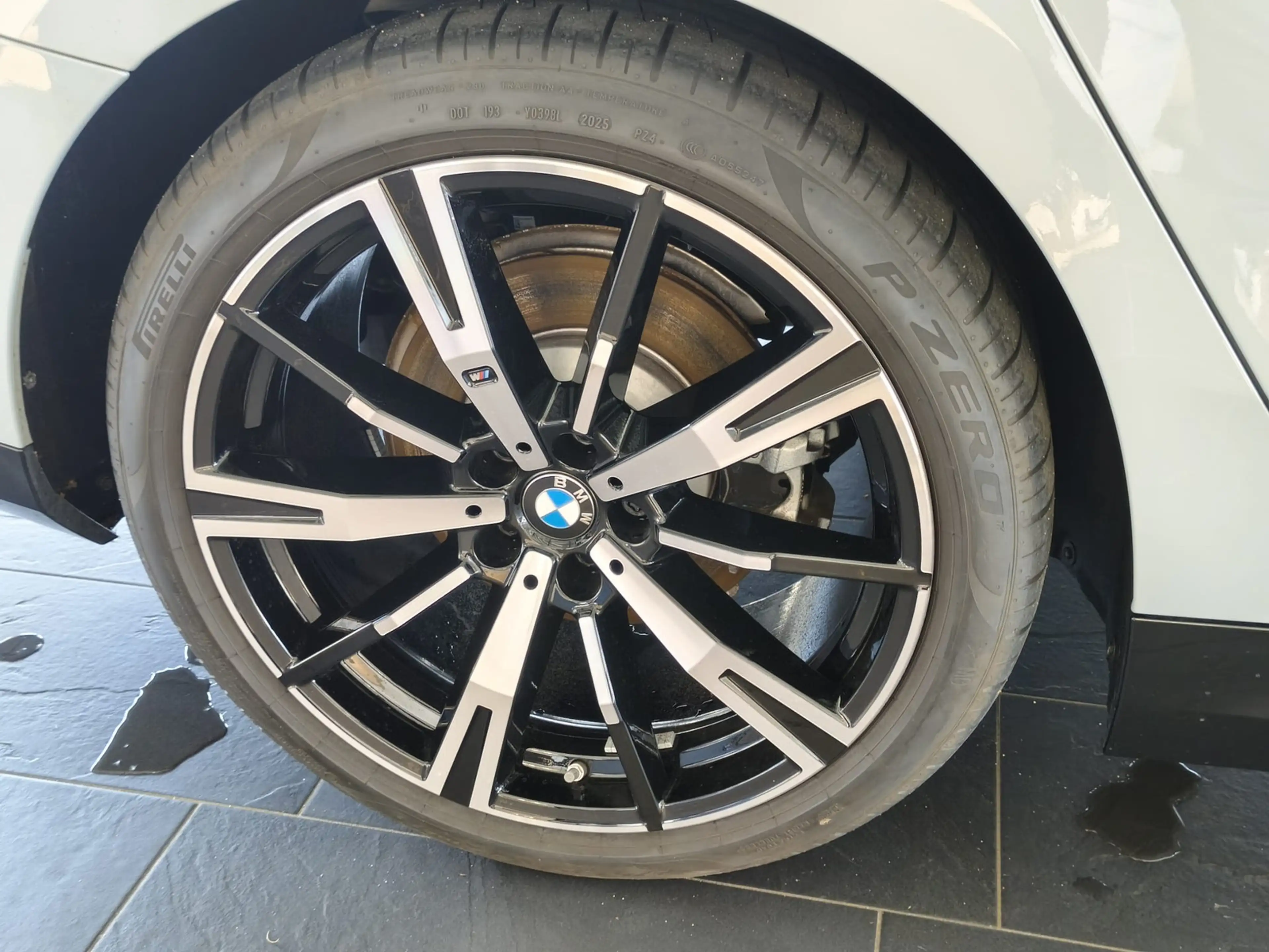 BMW 520 d Tour. xDrive M Sport AHK/RFK/H&K/ACC/20" — photo 14