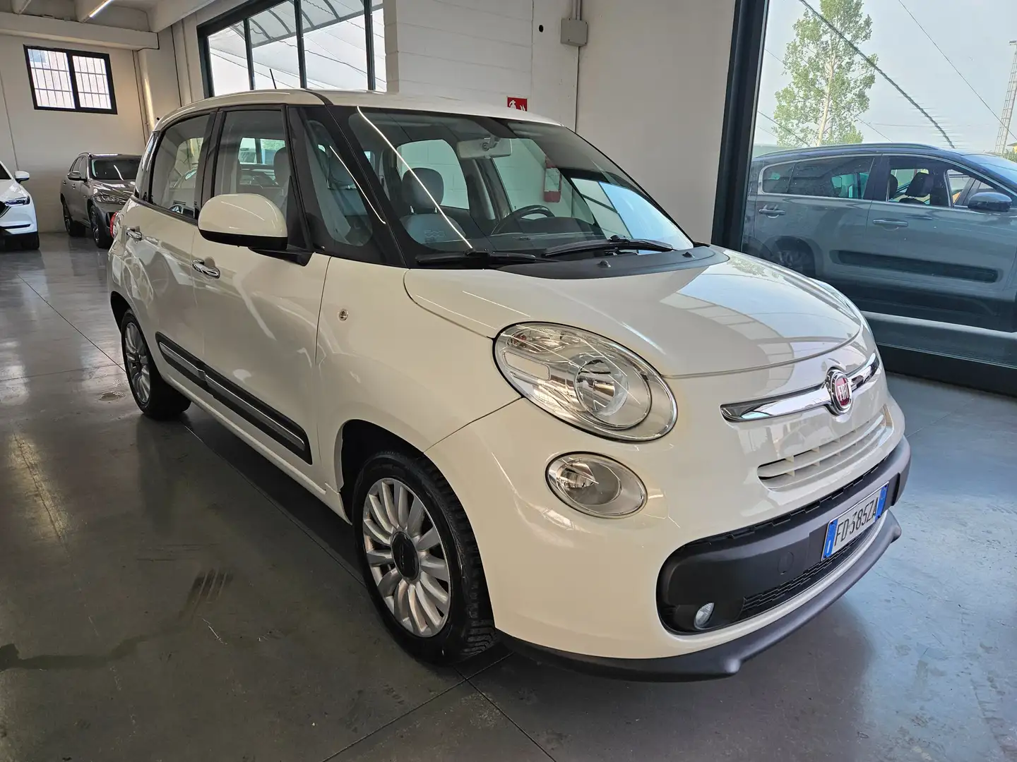 Fiat 500L 1.4 Urban 95cv Bianco - 1