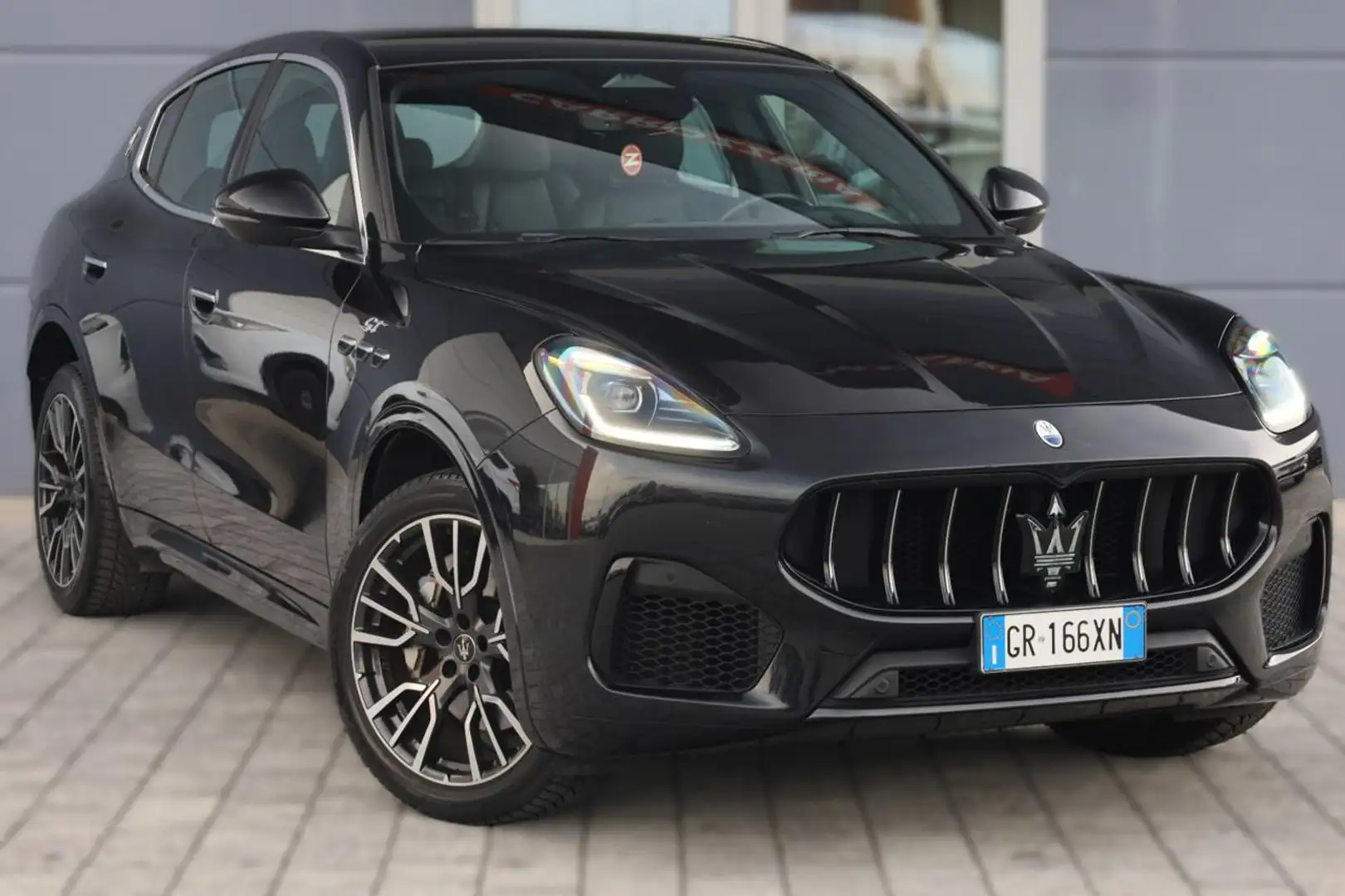 Maserati Grecale MHEV 300 CV AWD GT Q4 Noir - 1
