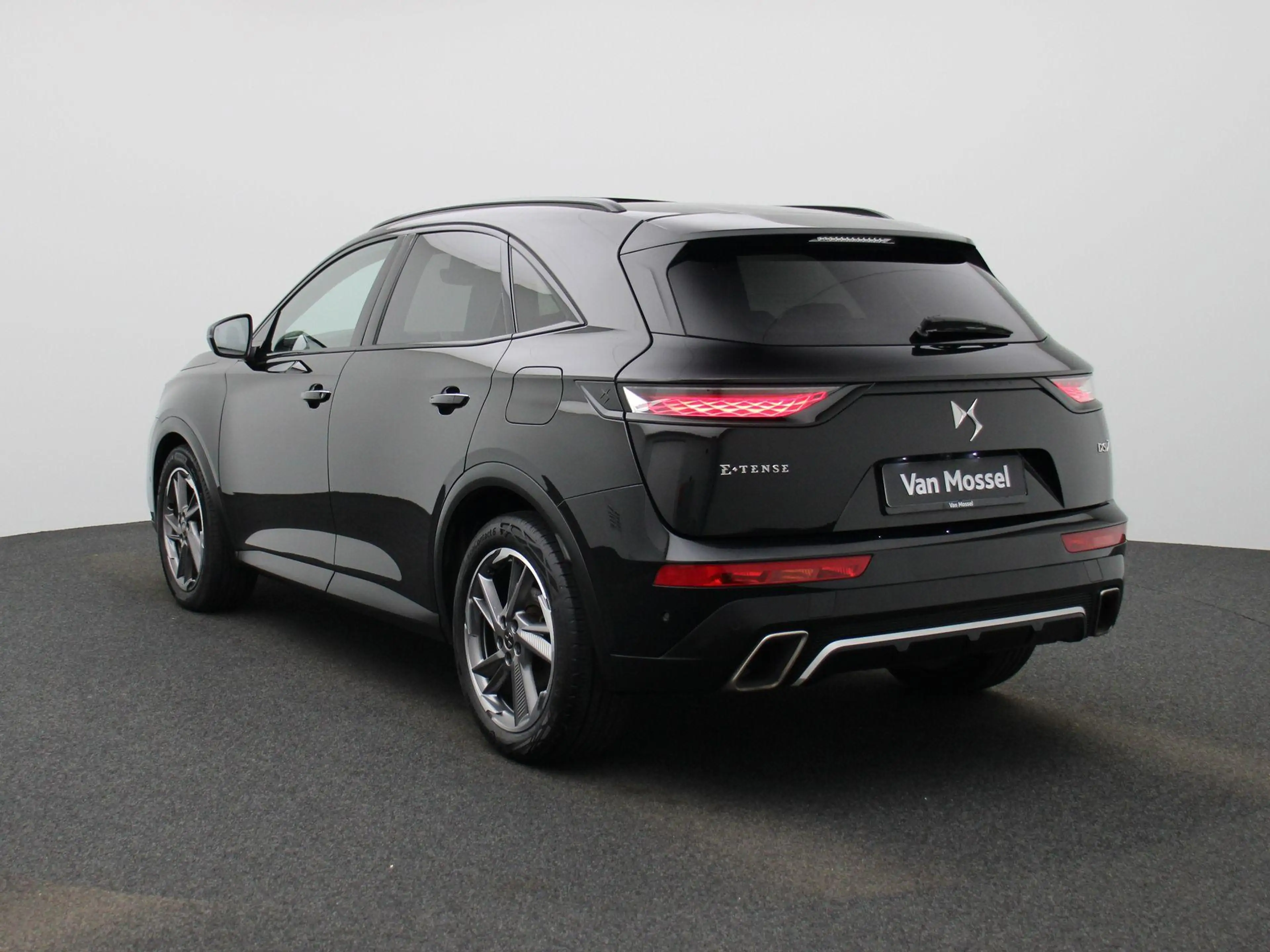 DS Automobiles DS 7 Crossback E-Tense Ligne Noire — photo 2