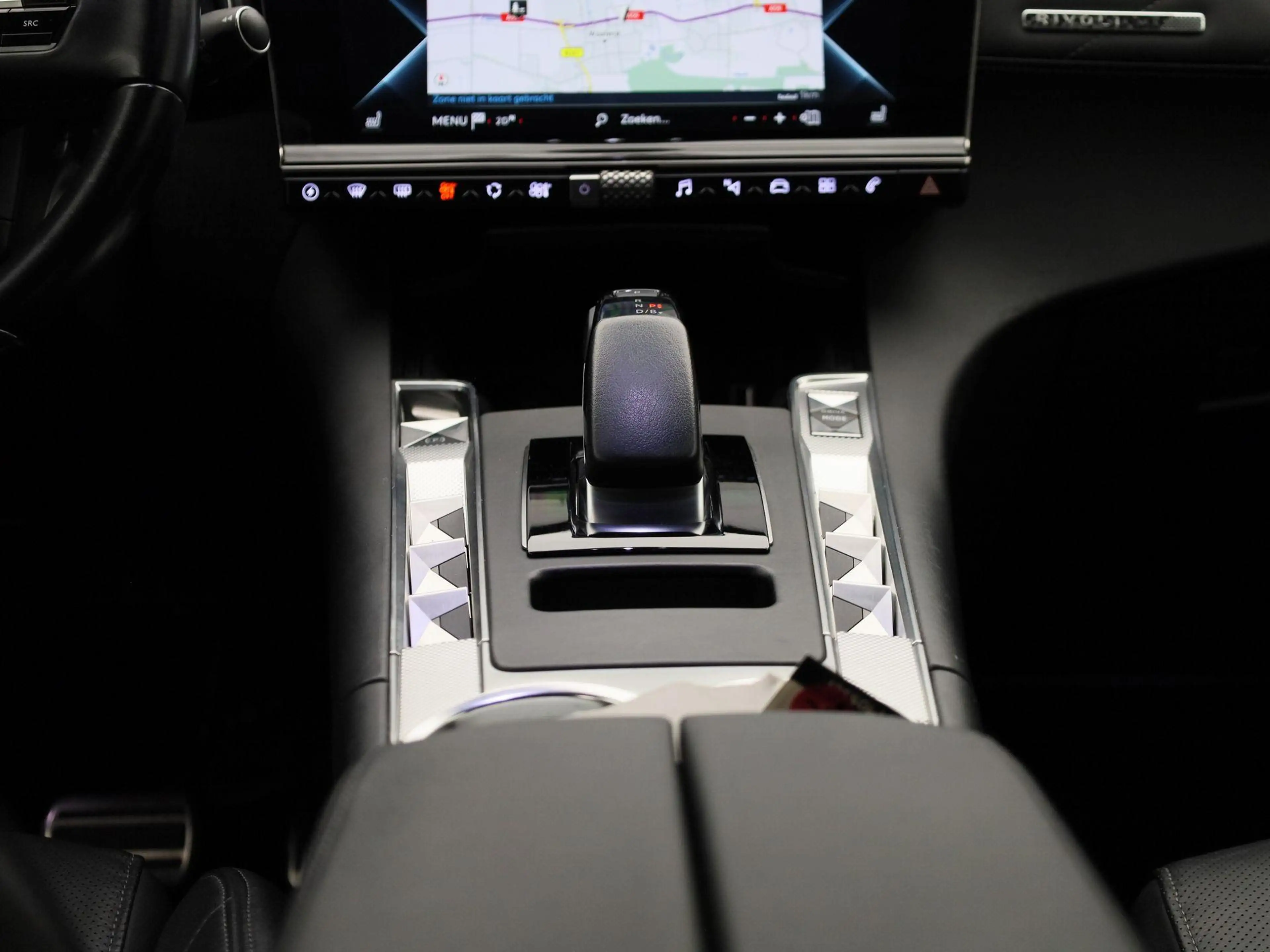 DS Automobiles DS 7 Crossback E-Tense Ligne Noire — photo 10