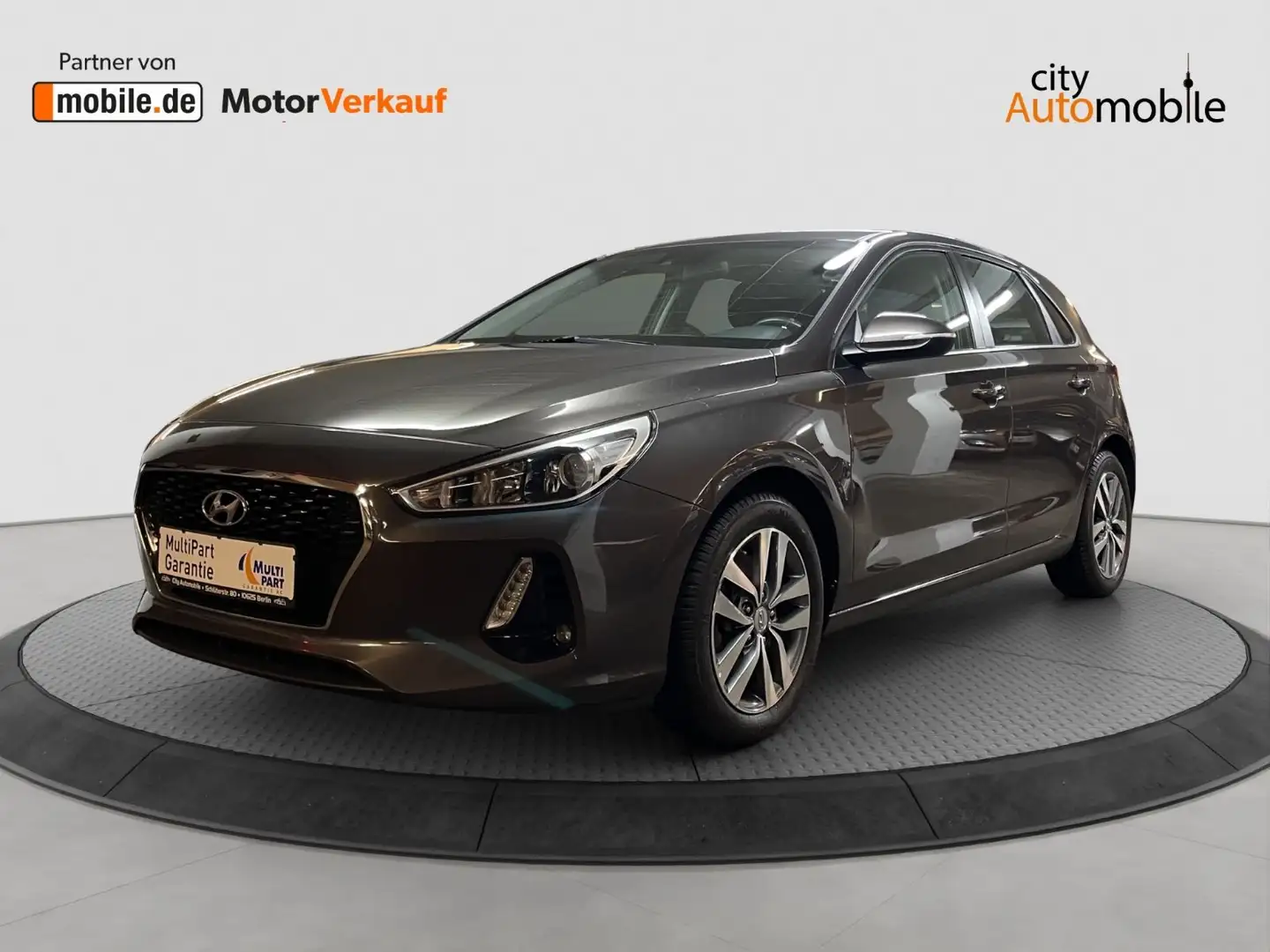 Hyundai i30 Trend/1.Hand/AppleCarplay/Tempomat/Kamera/SHZ Grau - 1