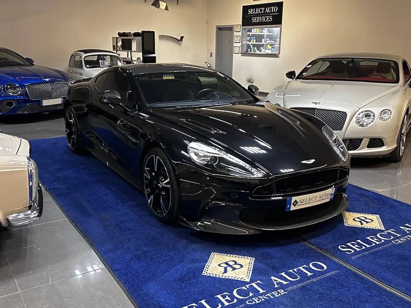 Aston Martin Vanquish COUPE 6.0 V12 S TOUCHTRONIC 3 4PL 604ch Noir - 2