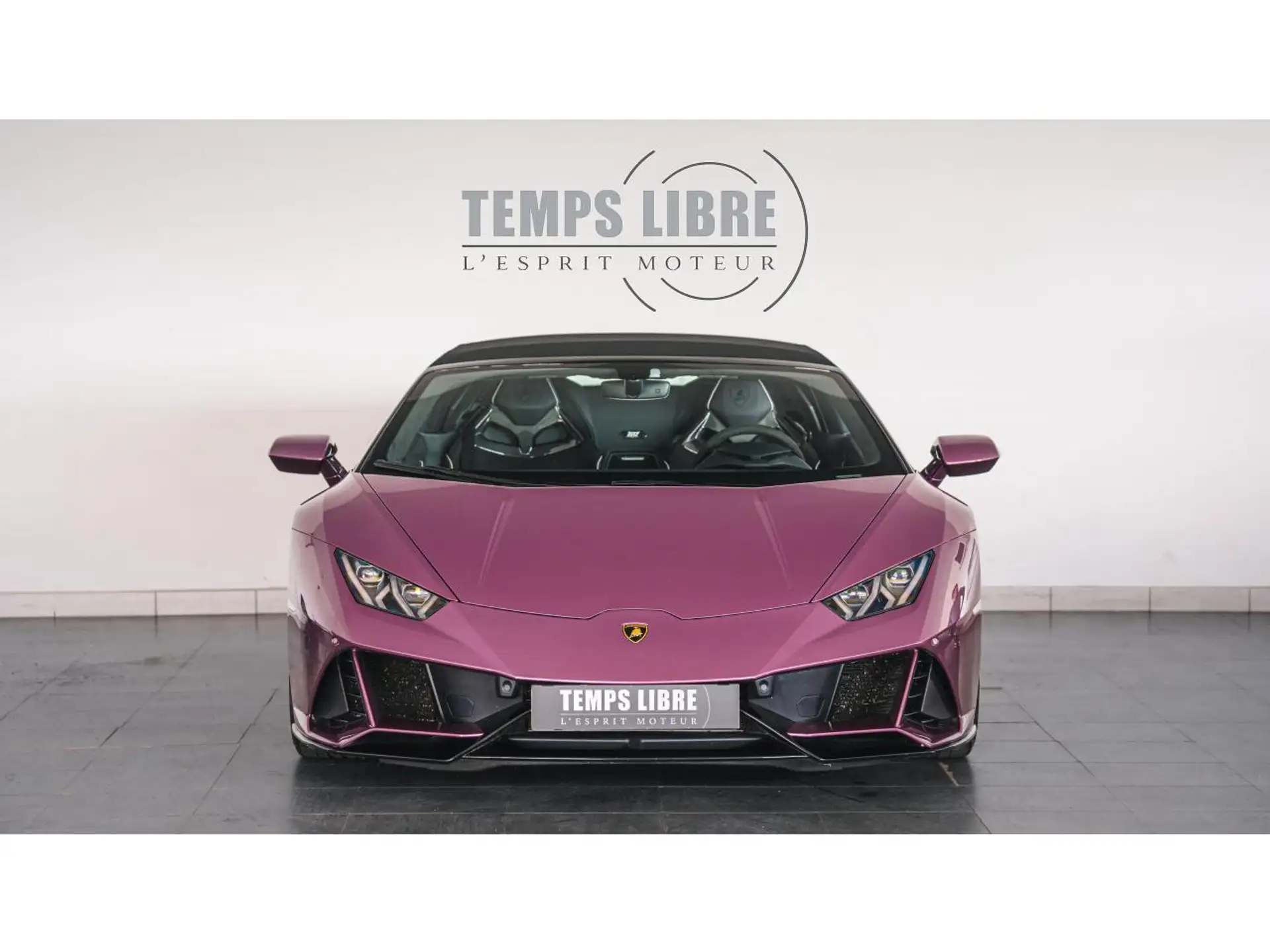 람보르기니 우라칸 EVO Spyder LP640-4 2023 버건디 사진 8