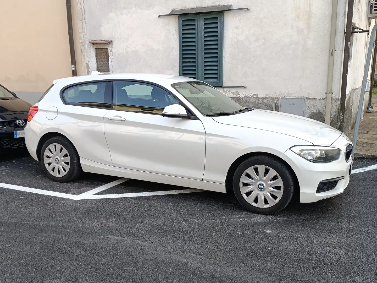 BMW 116 Serie 1 F/20-21 2015 116i 3p Bianco - 2