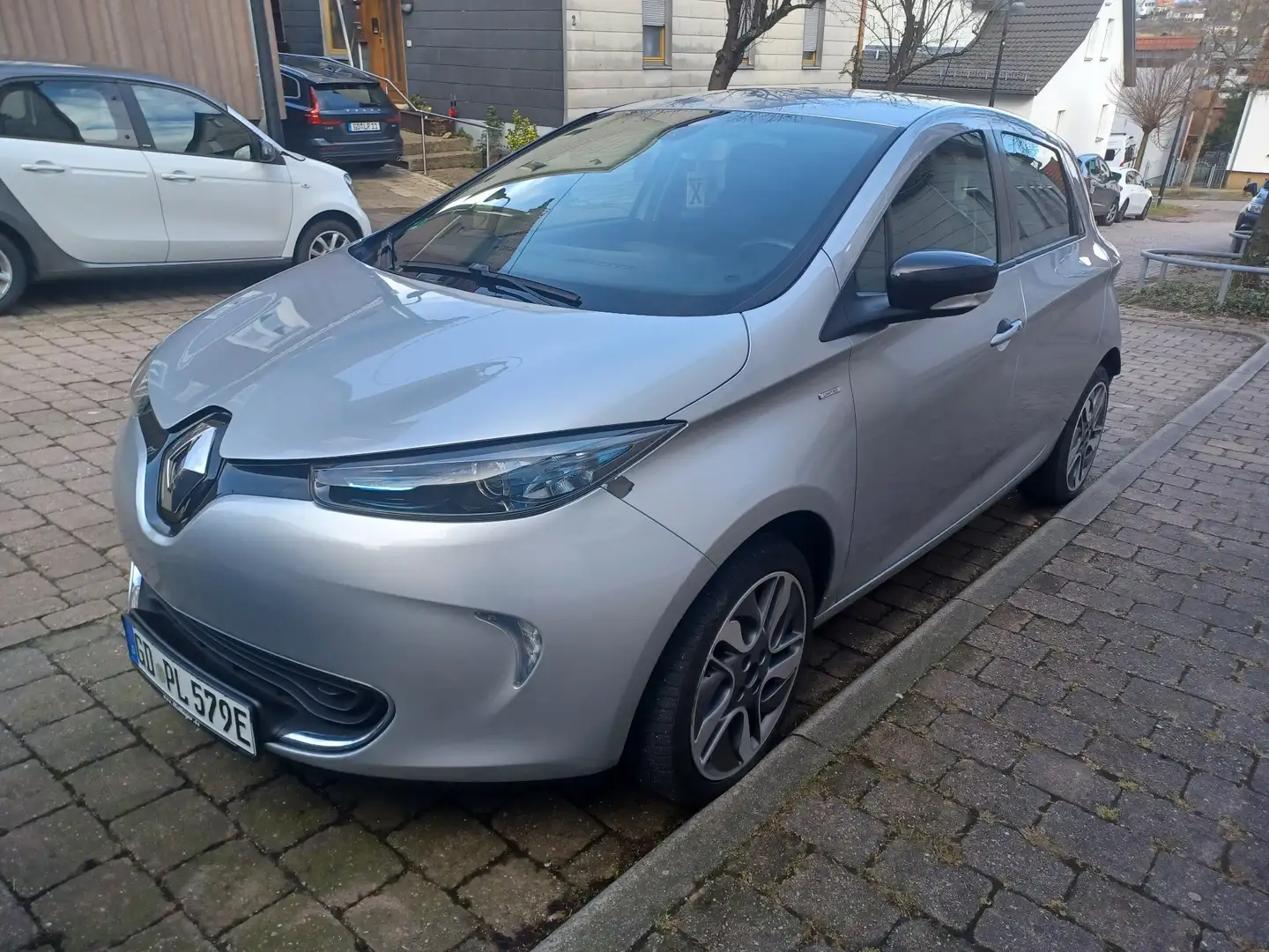 Renault ZOE (ohne Batterie) 41 kwh Life mit LIMITED Paket Silber - 2