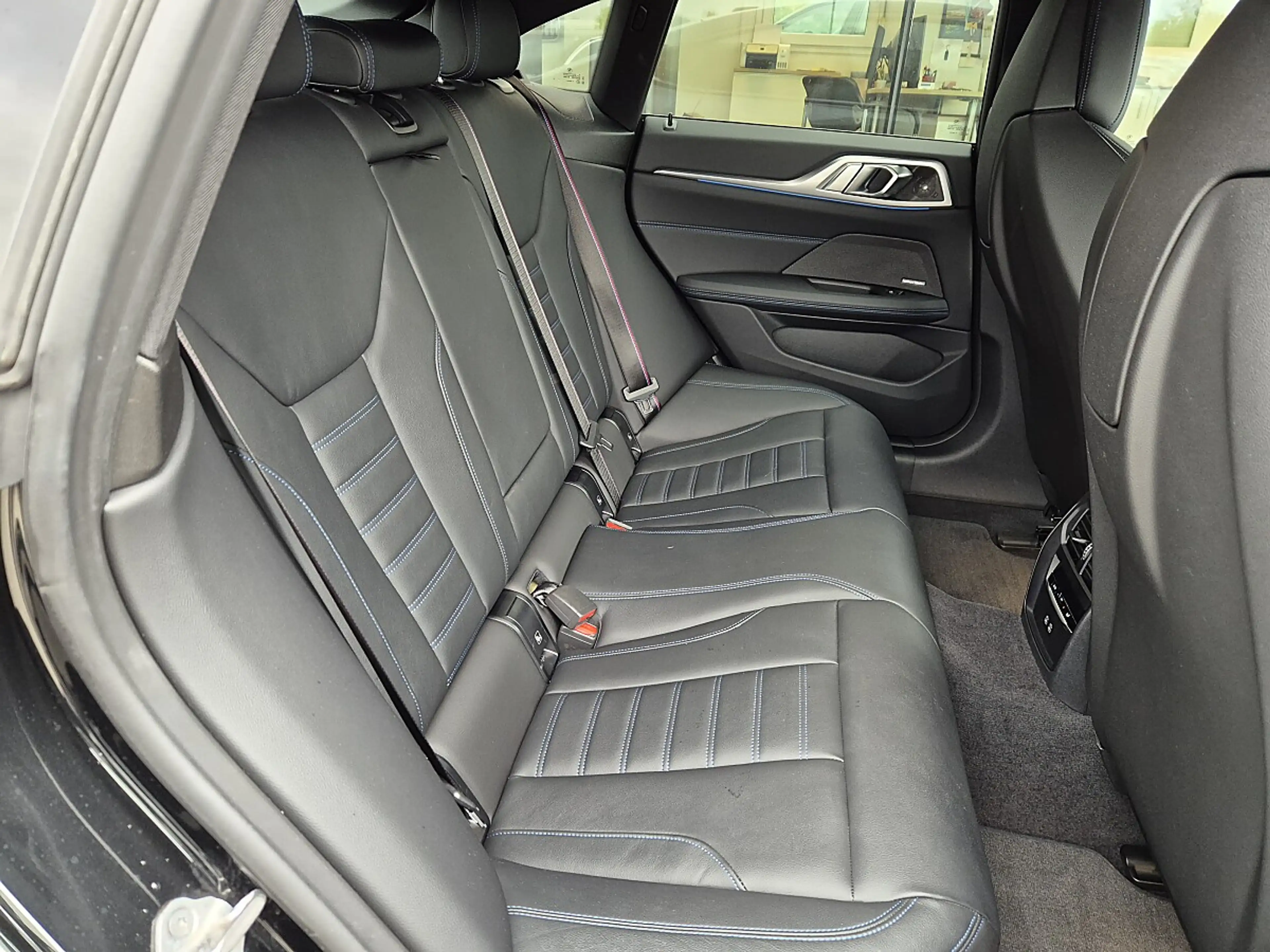 BMW i4 Gran Coupe xDrive M50 80,7kWh — photo 13