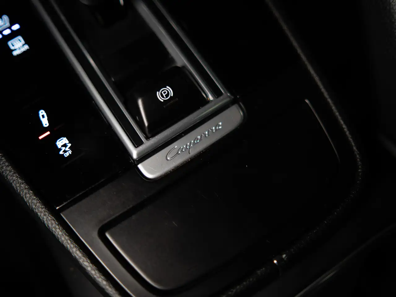 Porsche Cayenne снимка Porsche Cayenne