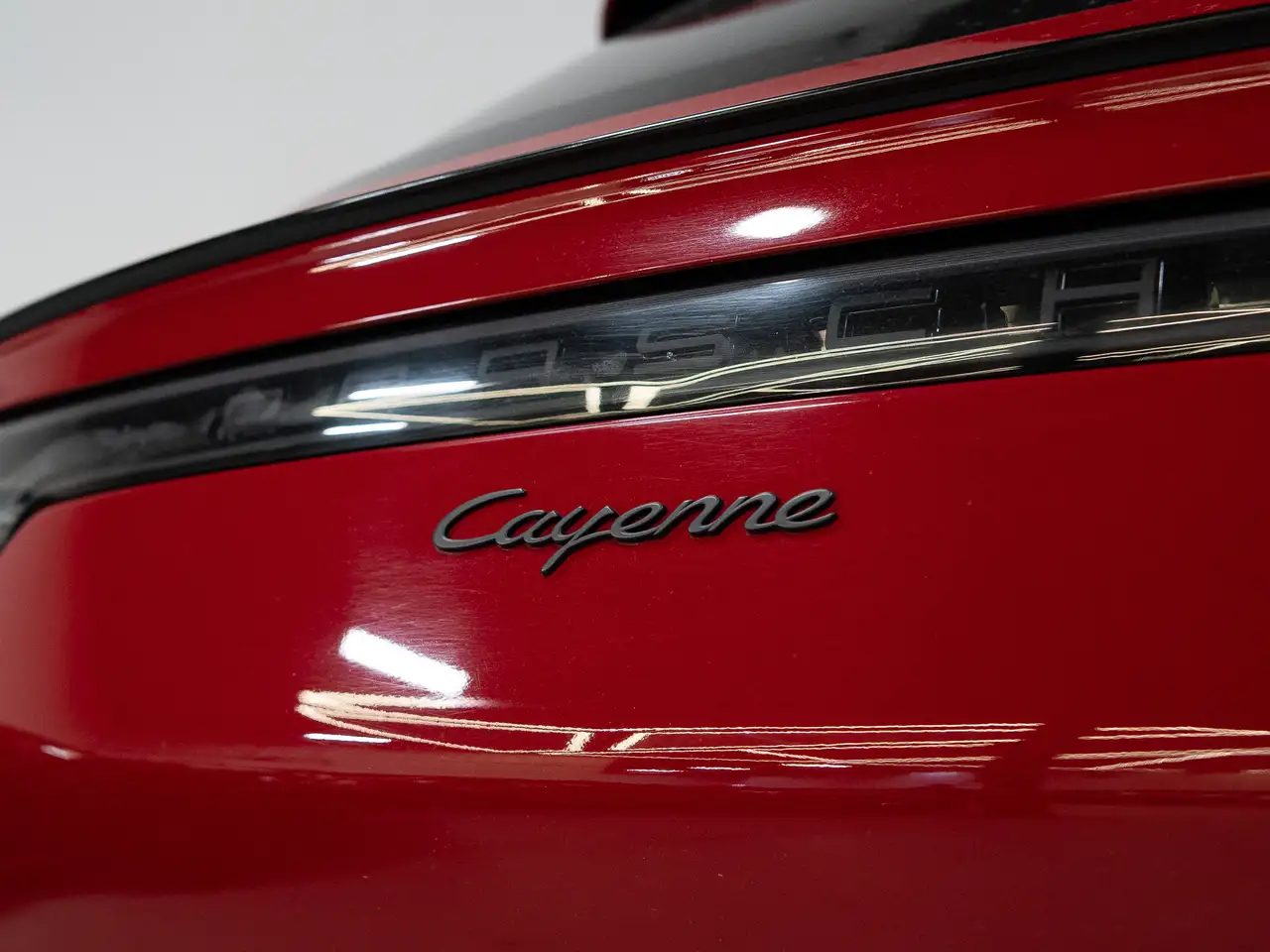 Porsche Cayenne снимка Porsche Cayenne