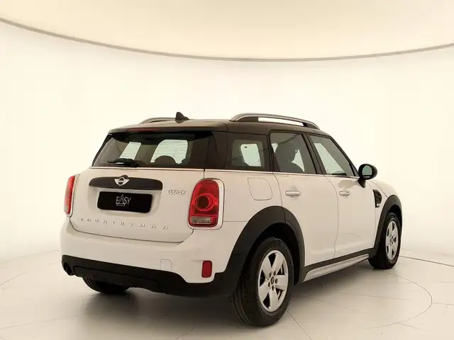 Mini Countryman view 6