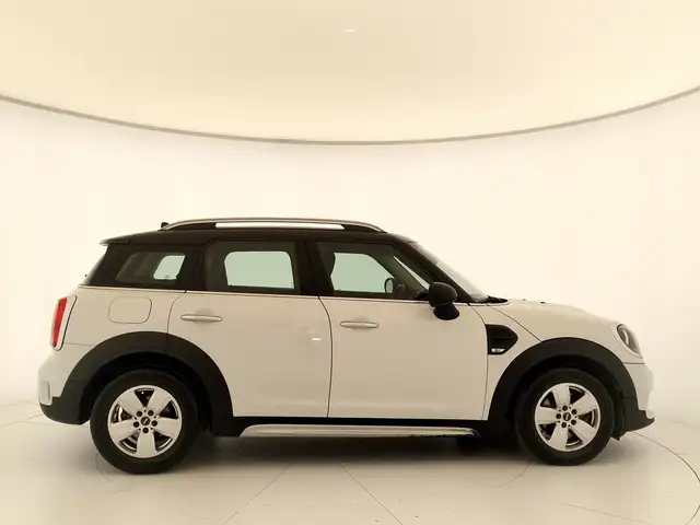 Mini Countryman view 5