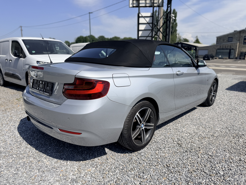 BMW 218 Cabriolet PACK SPORT CARNET COMPLET ETAT NEUF — photo 4