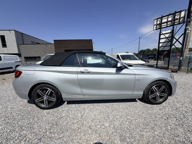 BMW 218 Cabriolet PACK SPORT CARNET COMPLET ETAT NEUF — photo 3