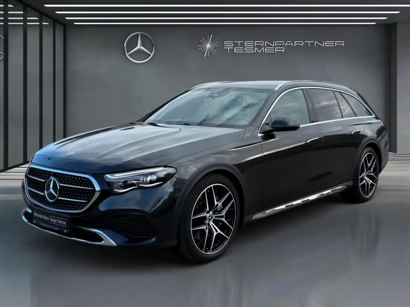 Mercedes-Benz E 300 de 4M All Terrain Panor. AHK Burm4D Sitzkl. Grigio - 1