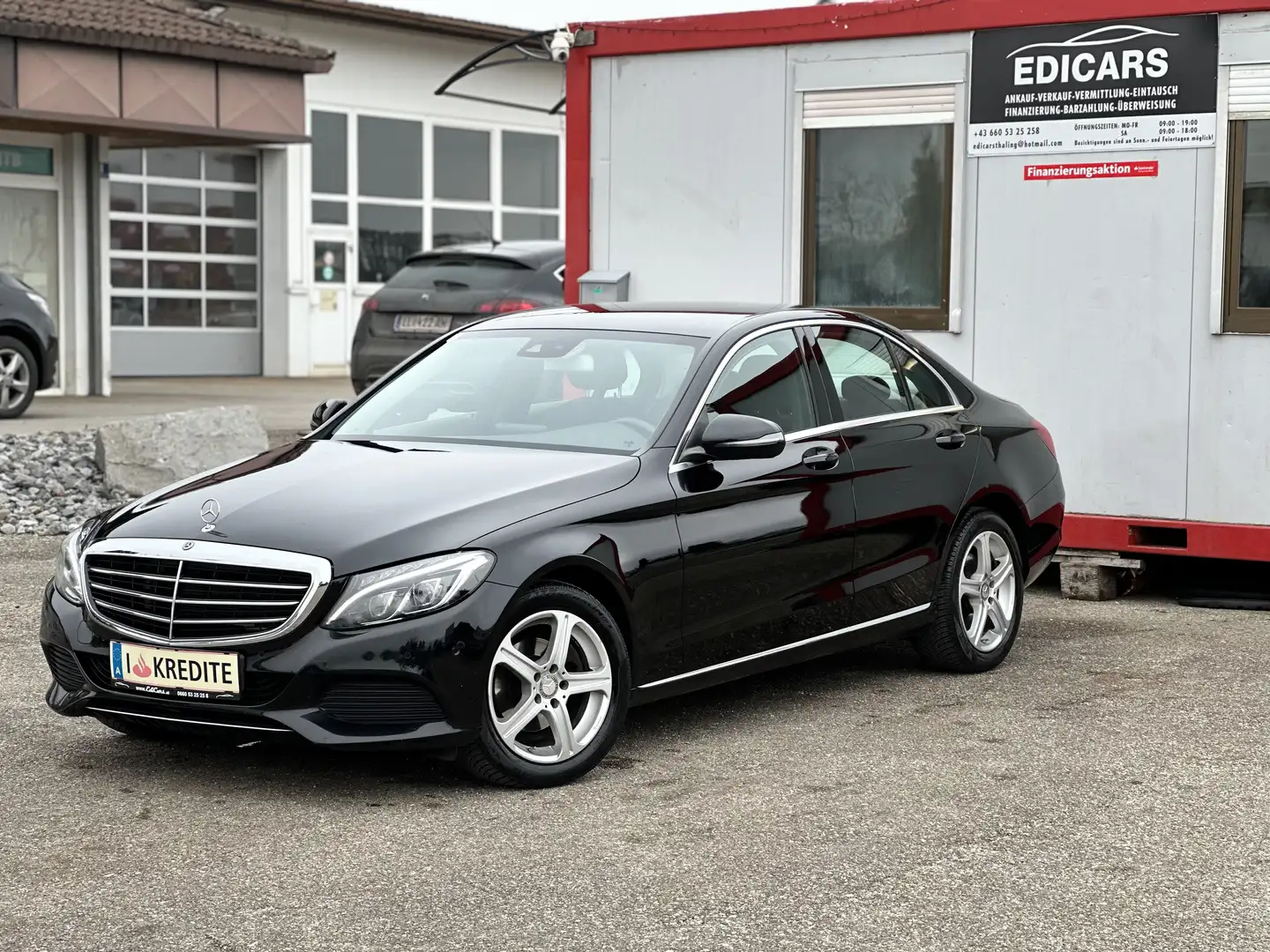 Mercedes-Benz C 180 C 180 BlueTec / d (205.036) Schwarz - 2