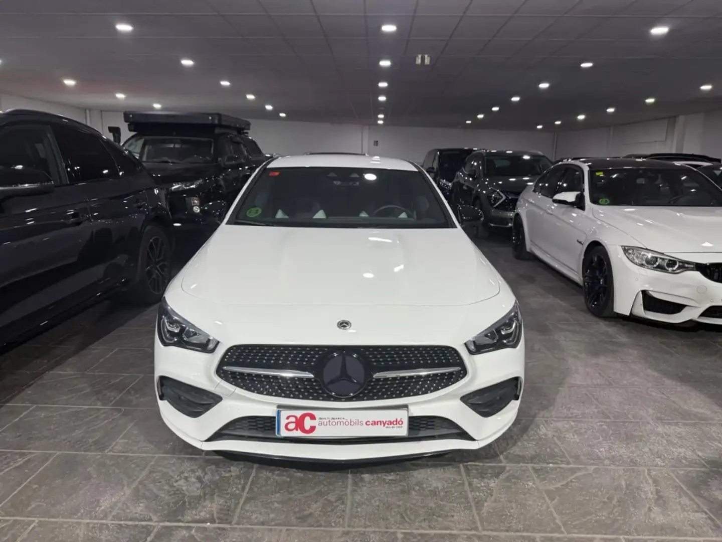 Mercedes-Benz CLA 200 200d Blanco - 1
