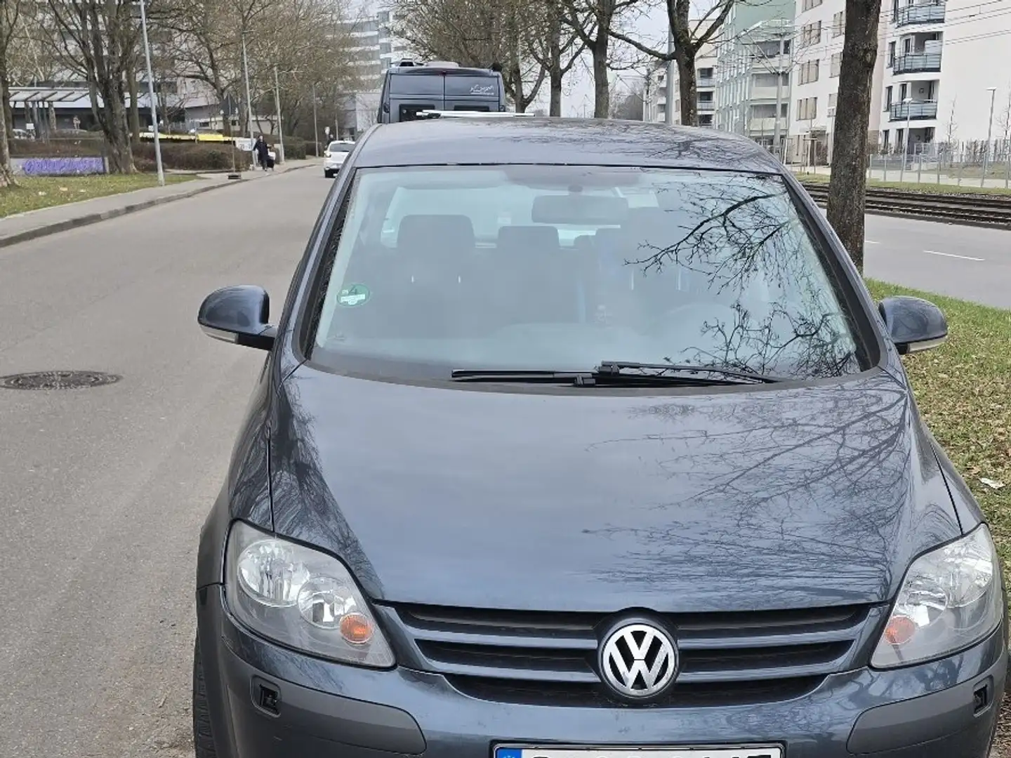 Volkswagen Golf Plus 1.6 FSI Comfortline Blue - 1