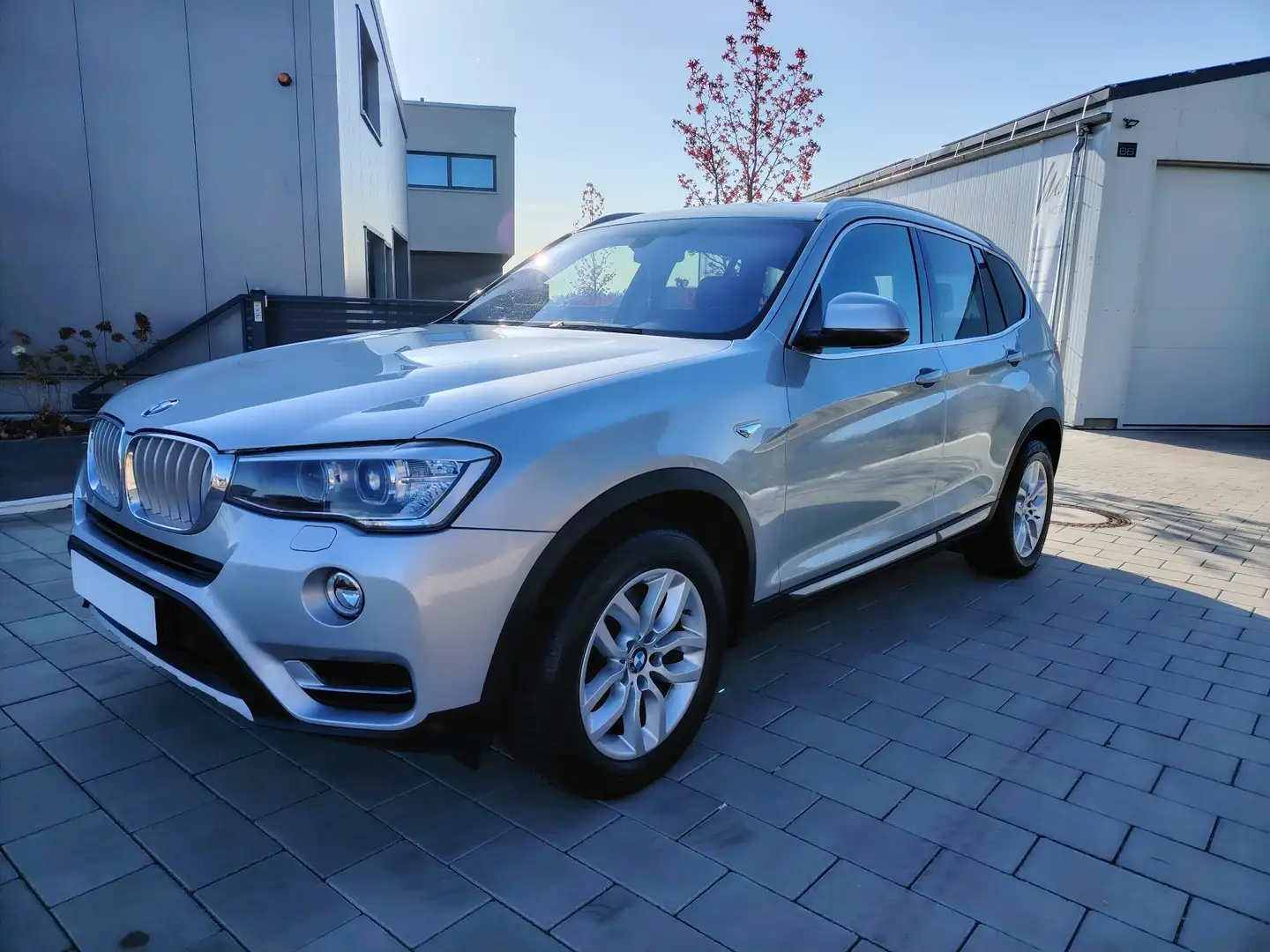 BMW X3 xDrive20d Aut. xLine Silber - 2