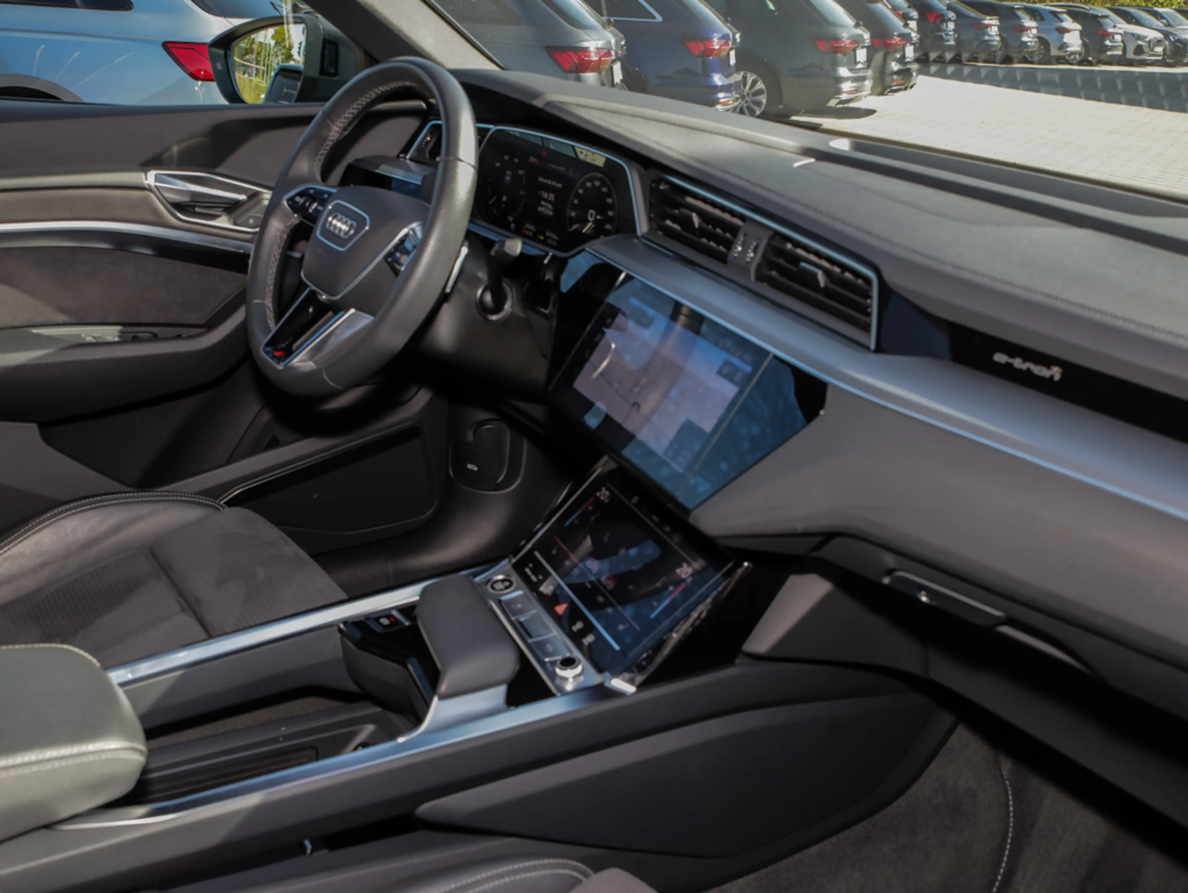 Audi Q8 e-tron Sportback 50 qu 2x S line B&O Nav 360° — photo 6