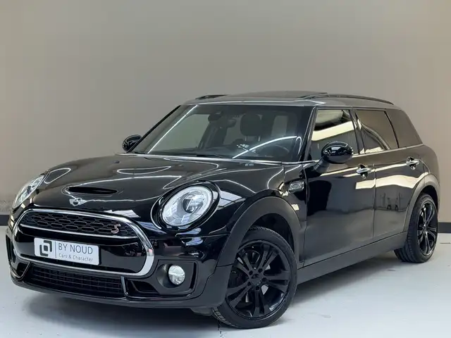 MINI John Cooper Works Clubman Mini 2.0 S JCW Chili, 192Pk, 2016, Panoramadak, 2d