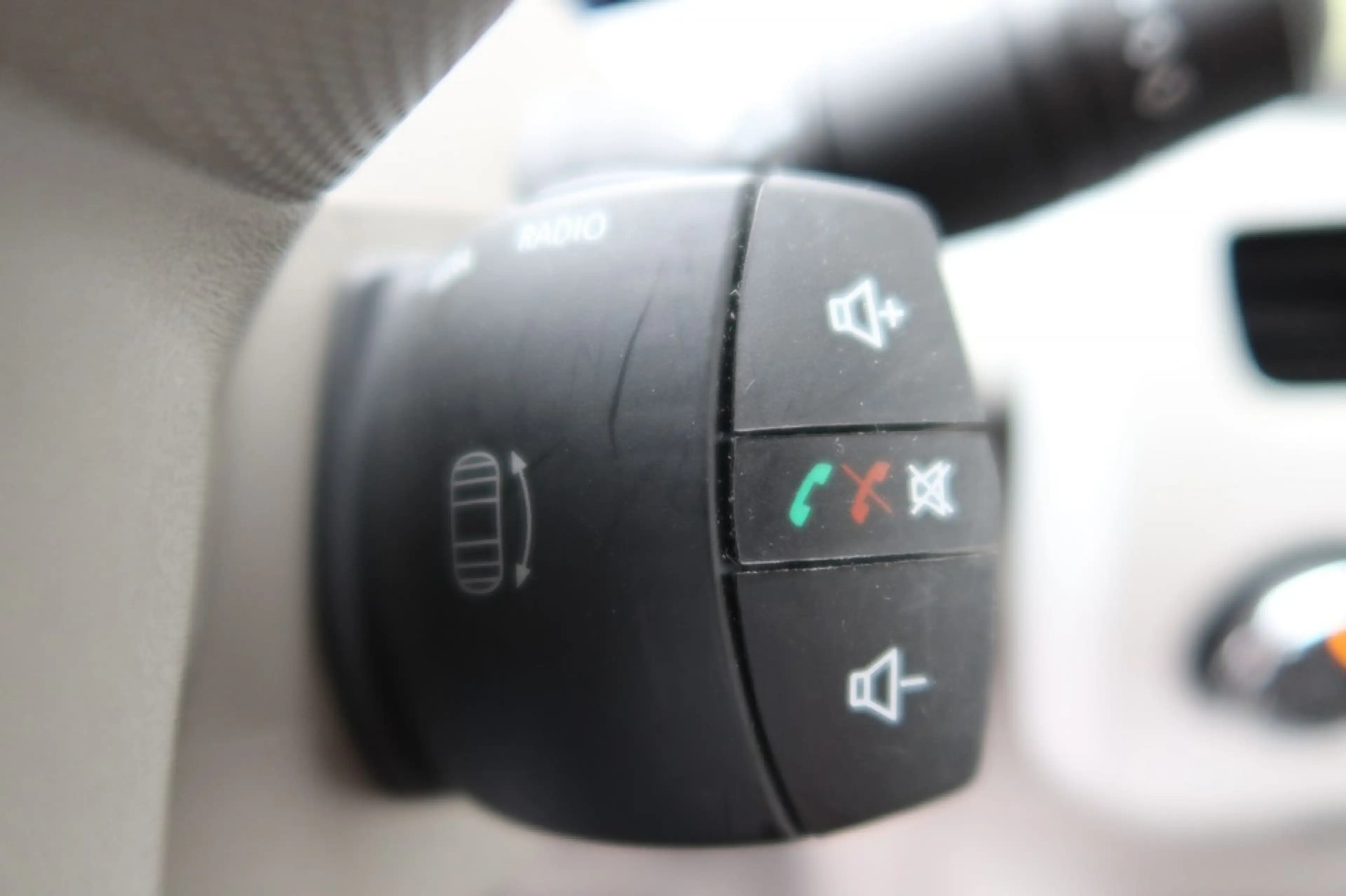 Renault ZOE R90 Life 41kWh NAVI, Camera, PDC, Cruise, Koop Acc — photo 13