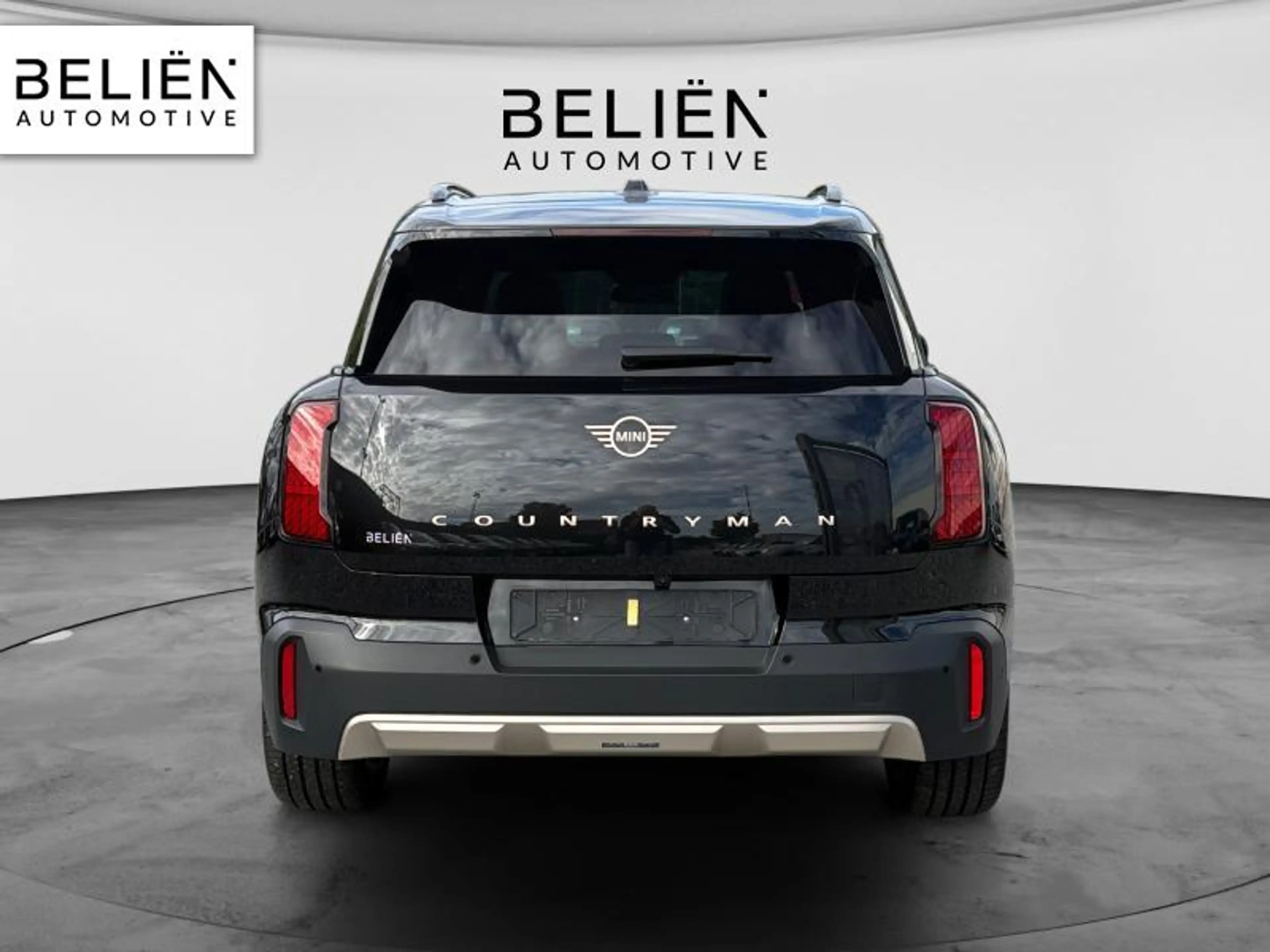 MINI Countryman E Favoured Trim — photo 4